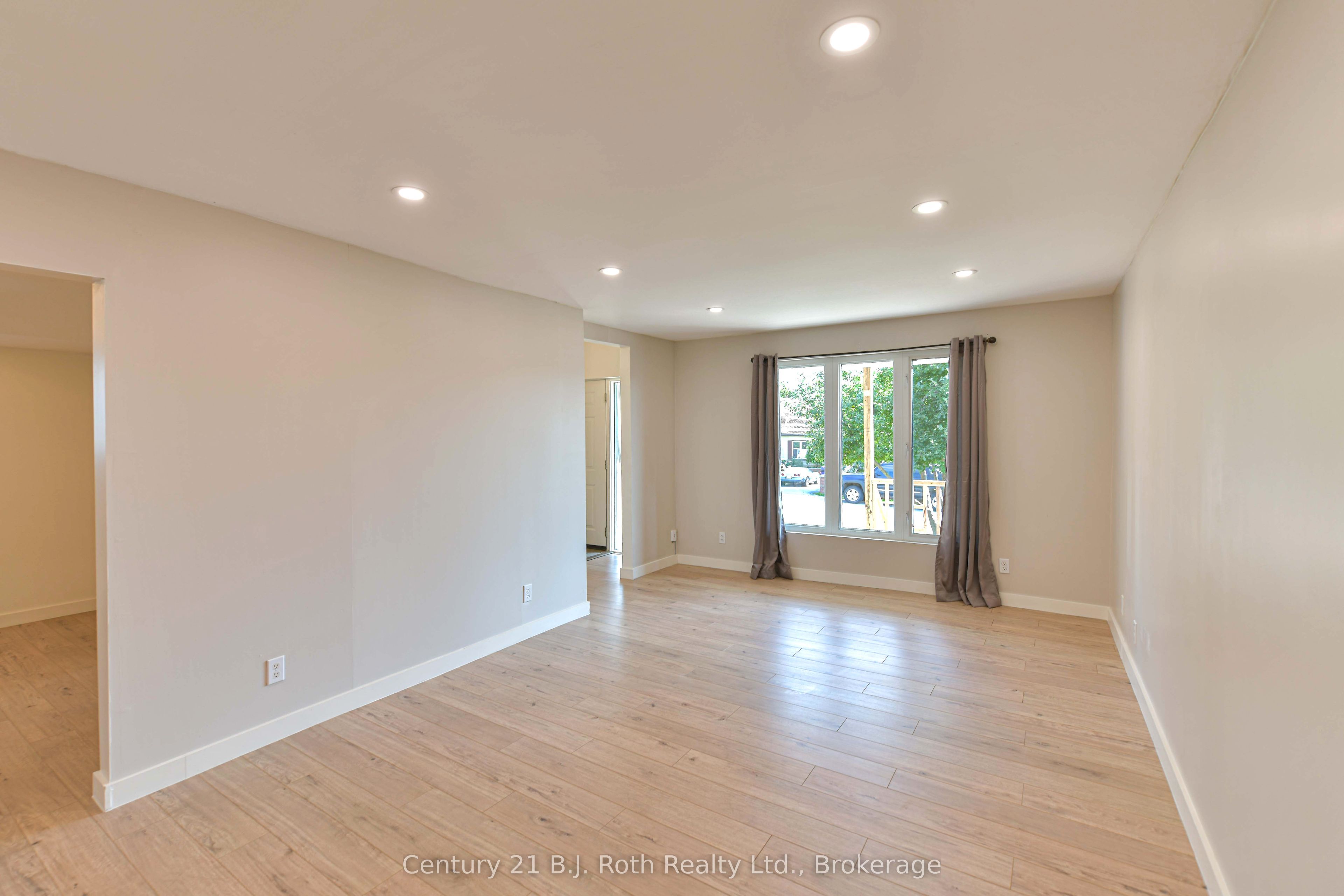 12 Clinton Street Property Photo 21