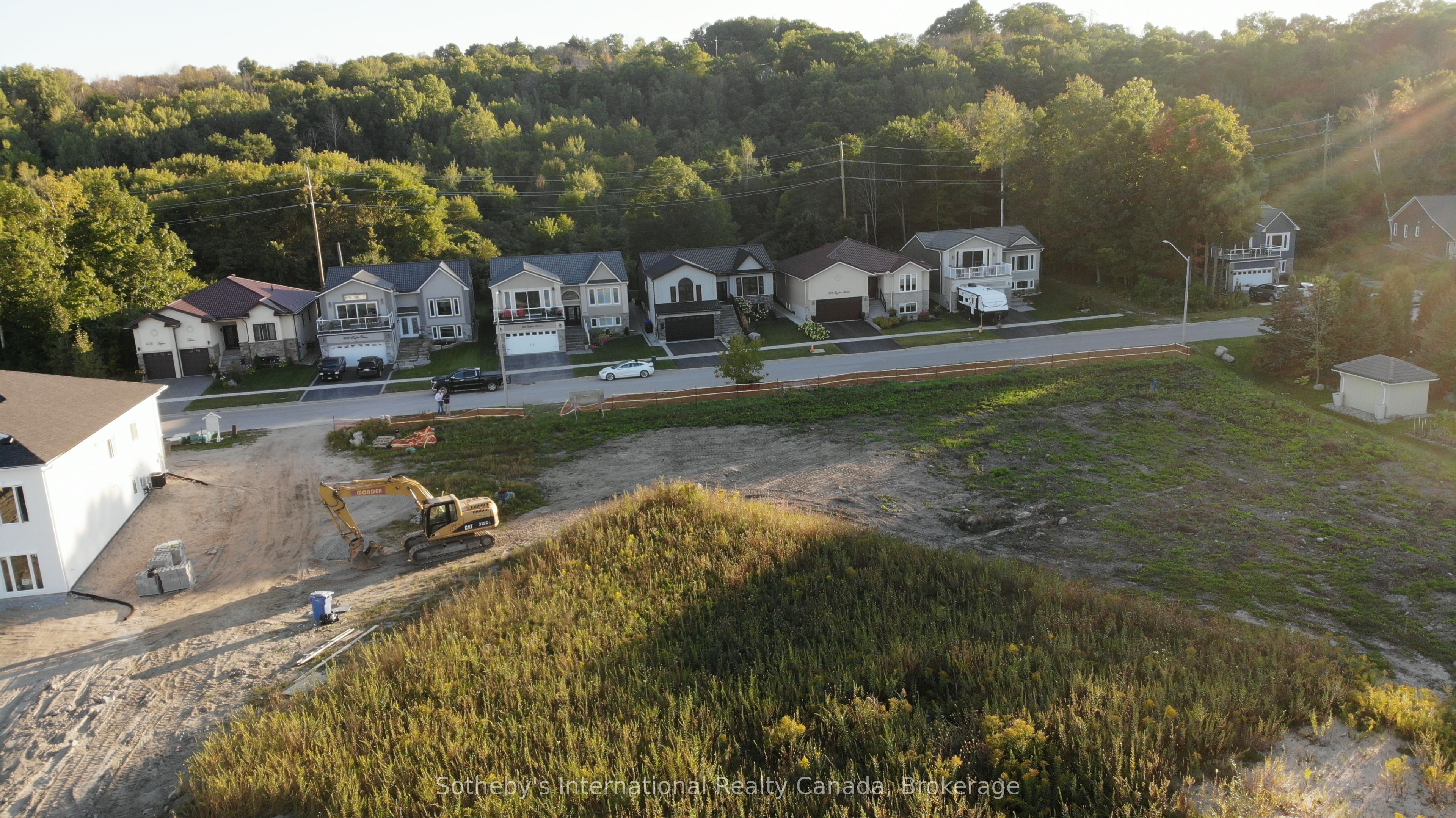 607 Taylor Drive Property Photo 6