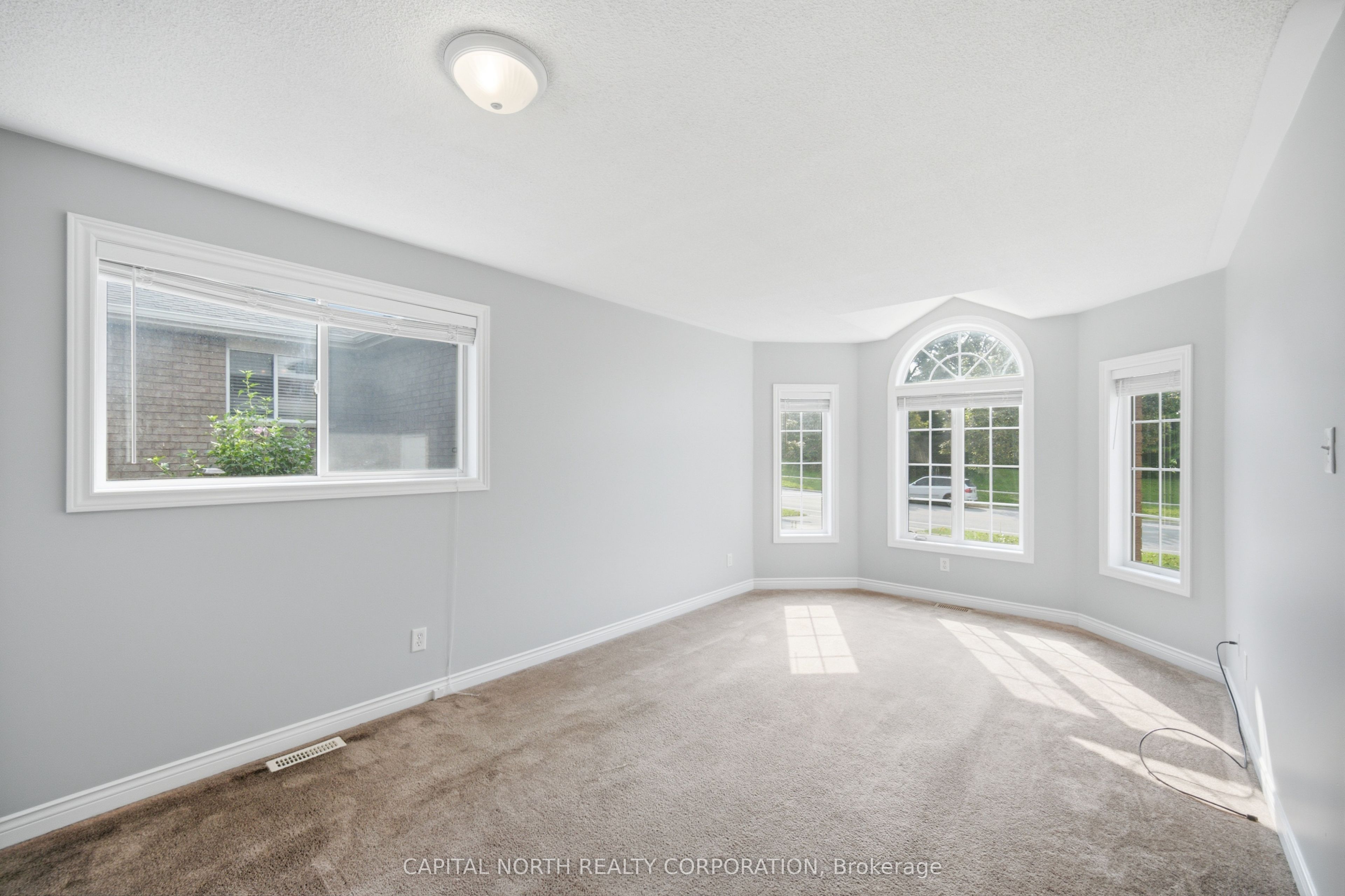 126 Marsellus Drive Property Photo 6