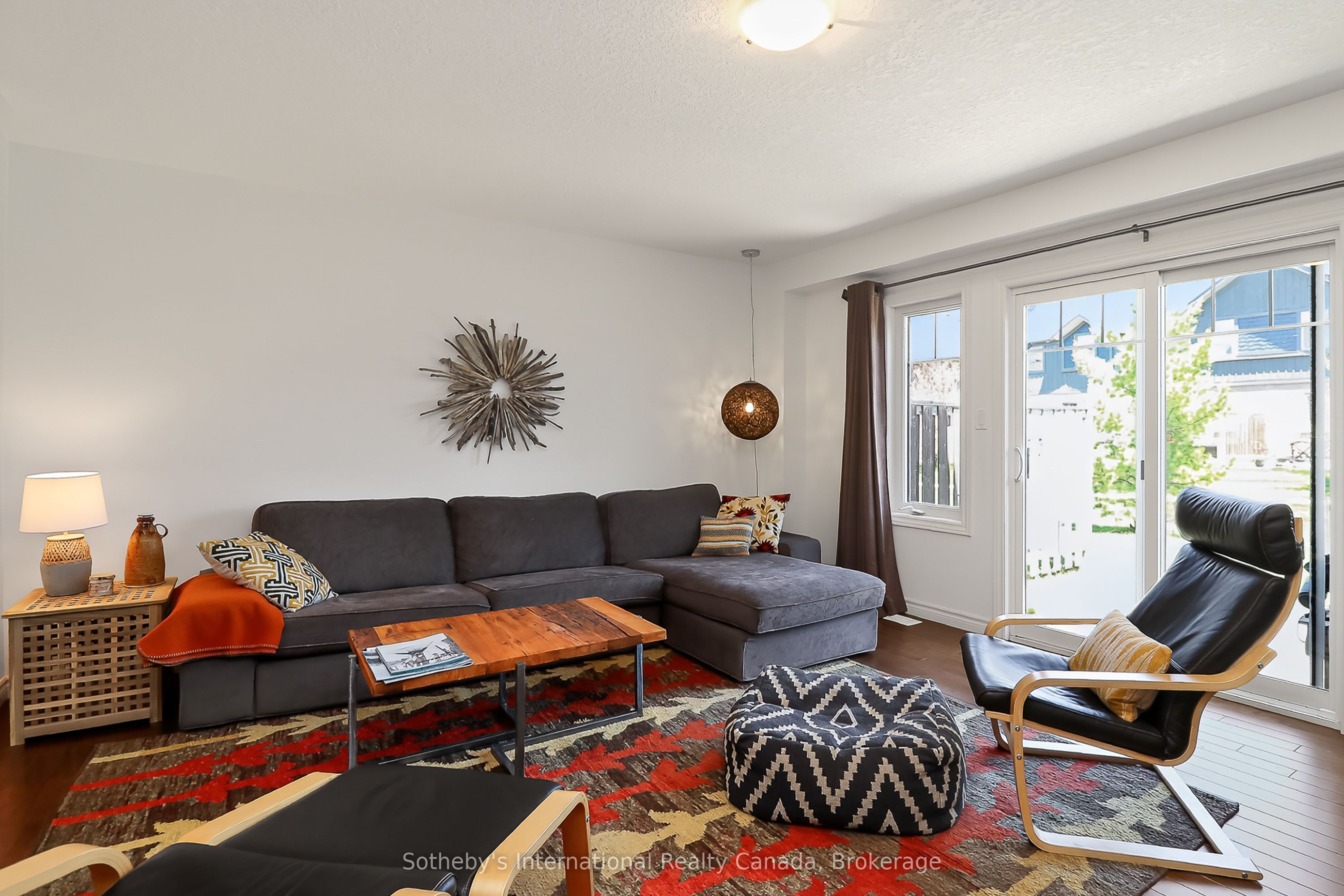 49 Silver Glen Boulevard Property Photo 12