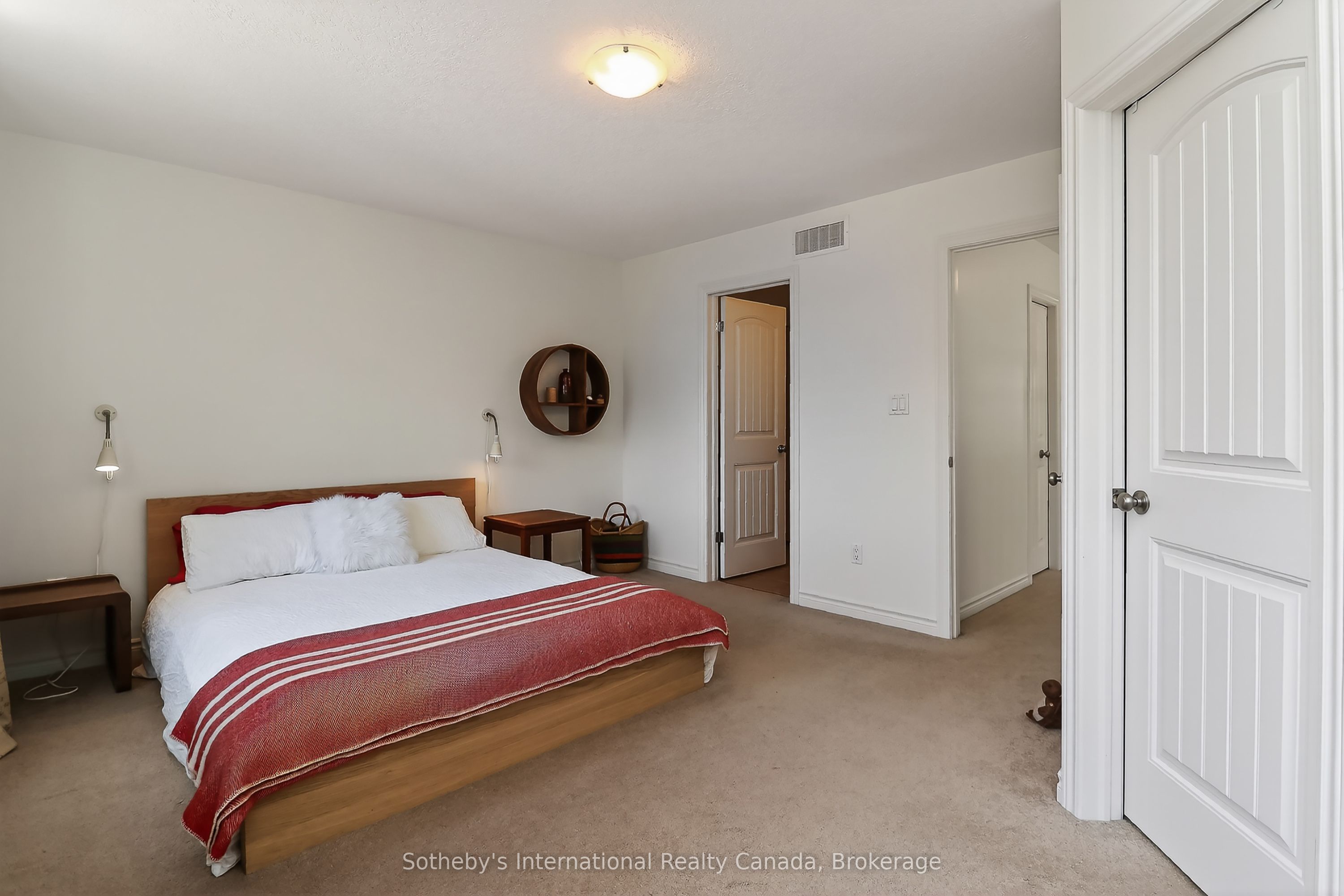 49 Silver Glen Boulevard Property Photo 19