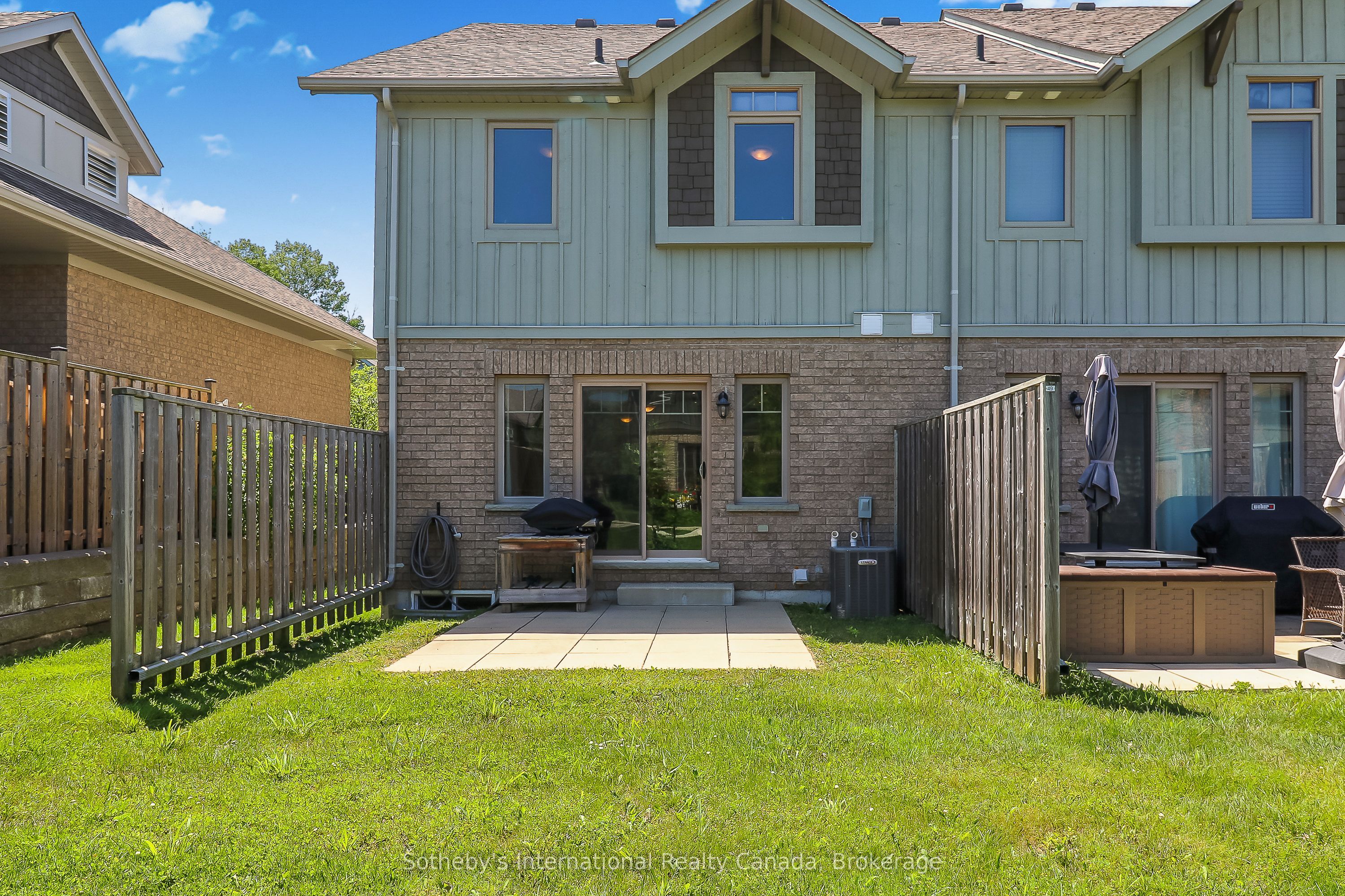 49 Silver Glen Boulevard Property Photo 30