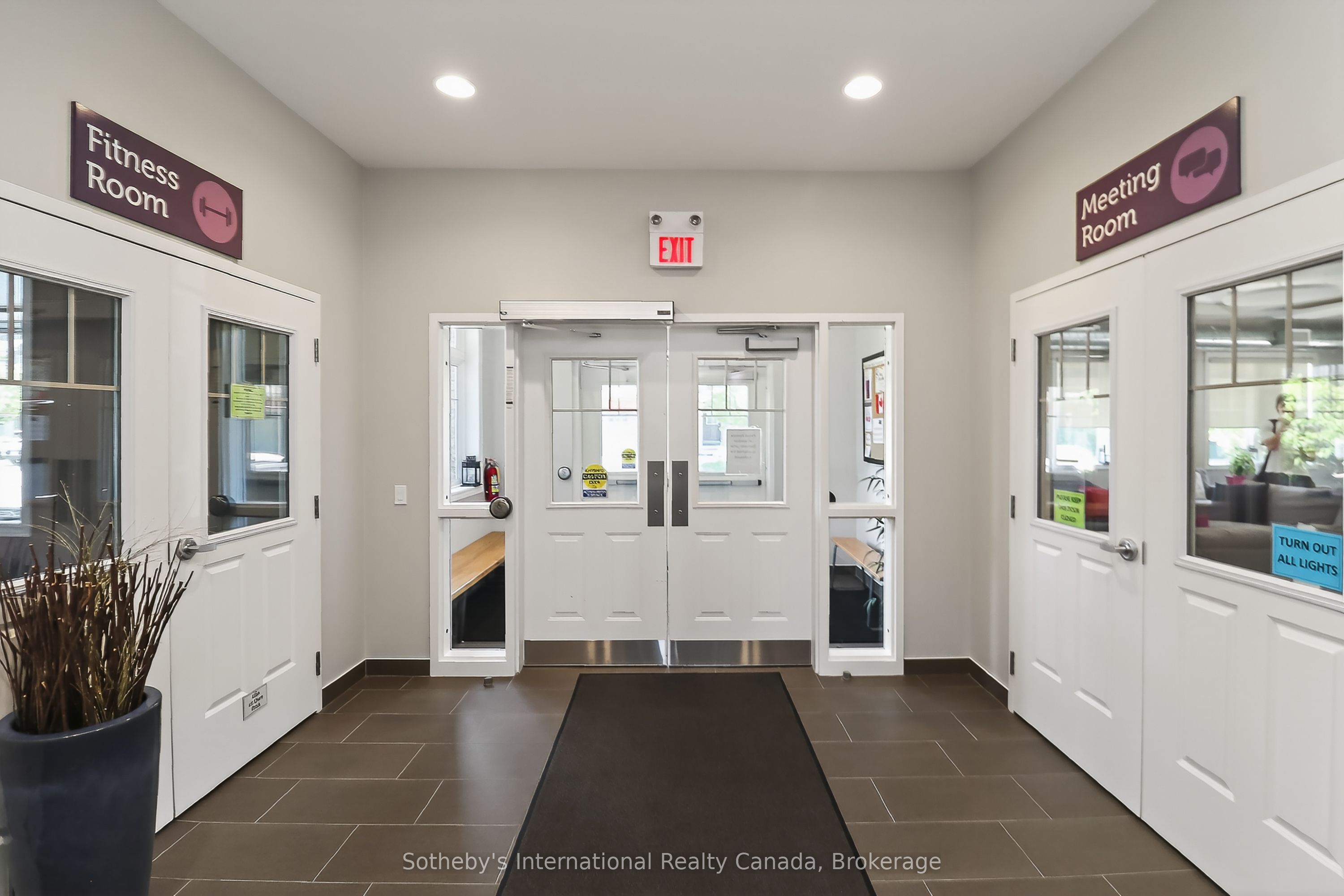 49 Silver Glen Boulevard Property Photo 33