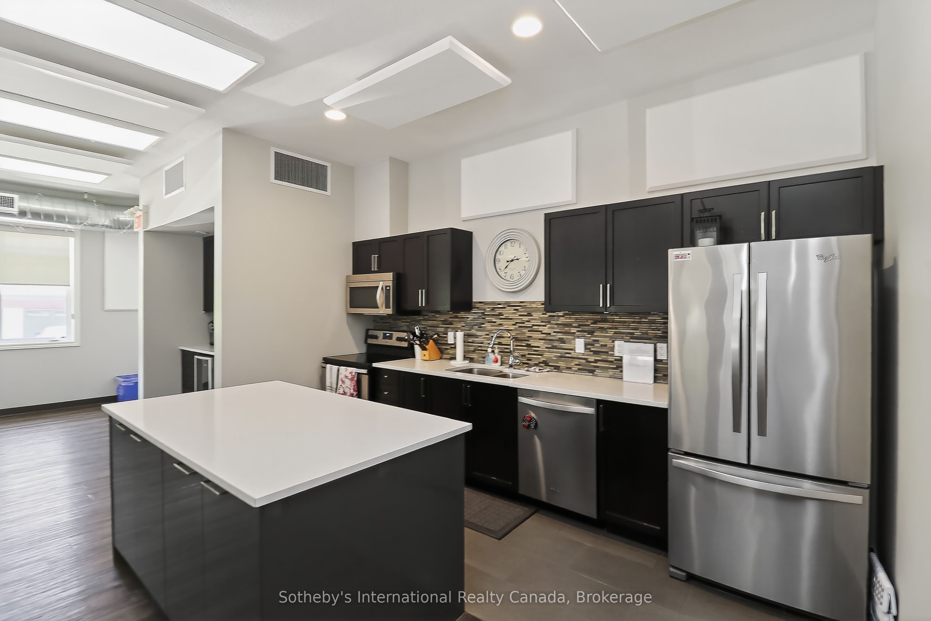 49 Silver Glen Boulevard Property Photo 34