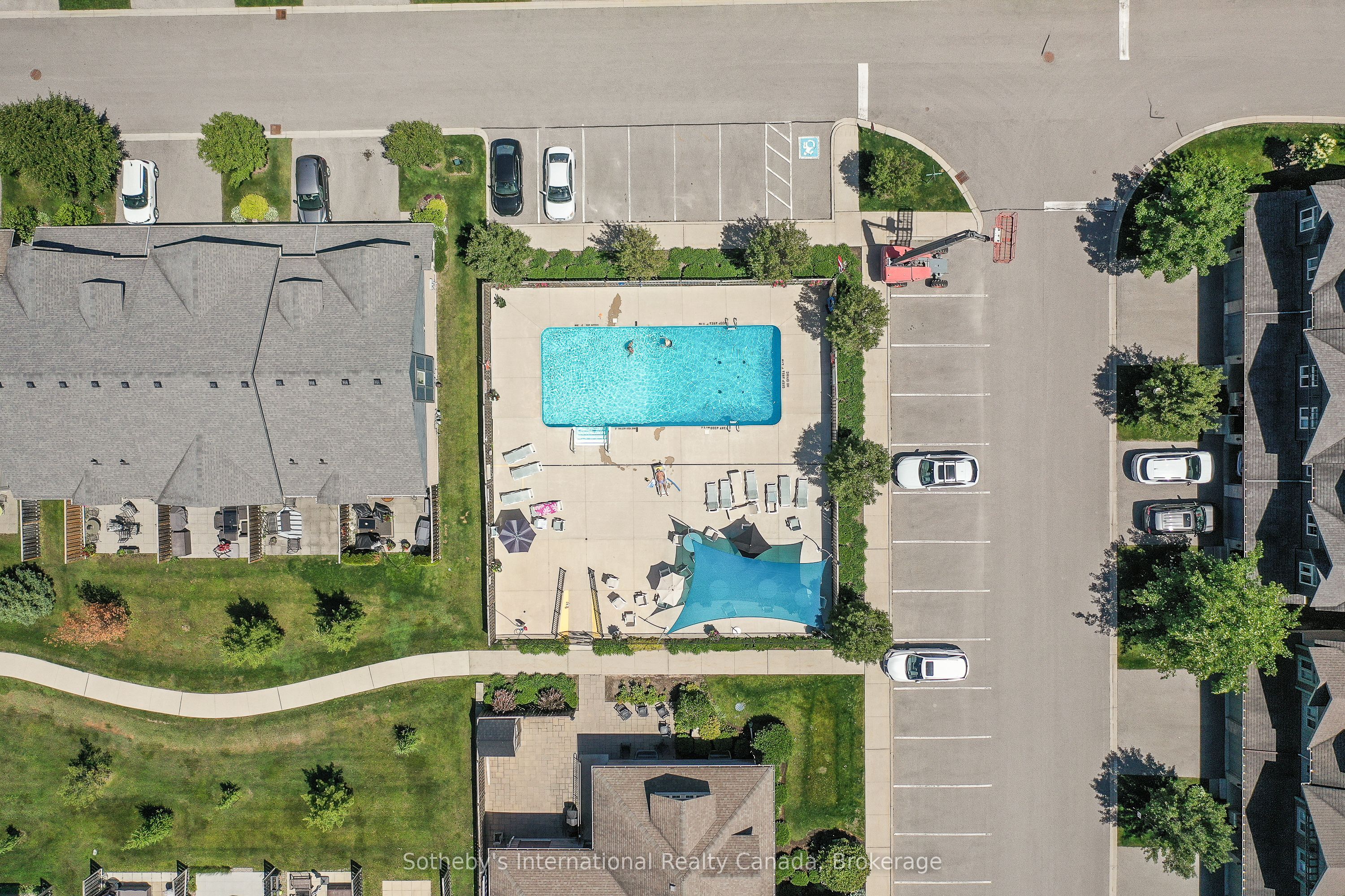 49 Silver Glen Boulevard Property Photo 44