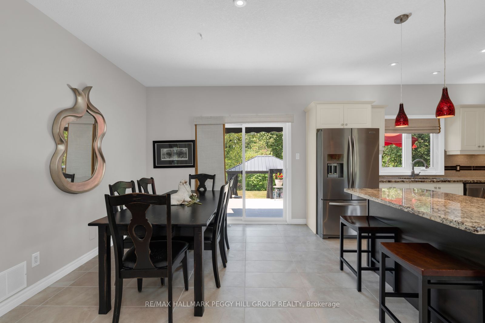 22 Bachly Avenue Property Photo 4