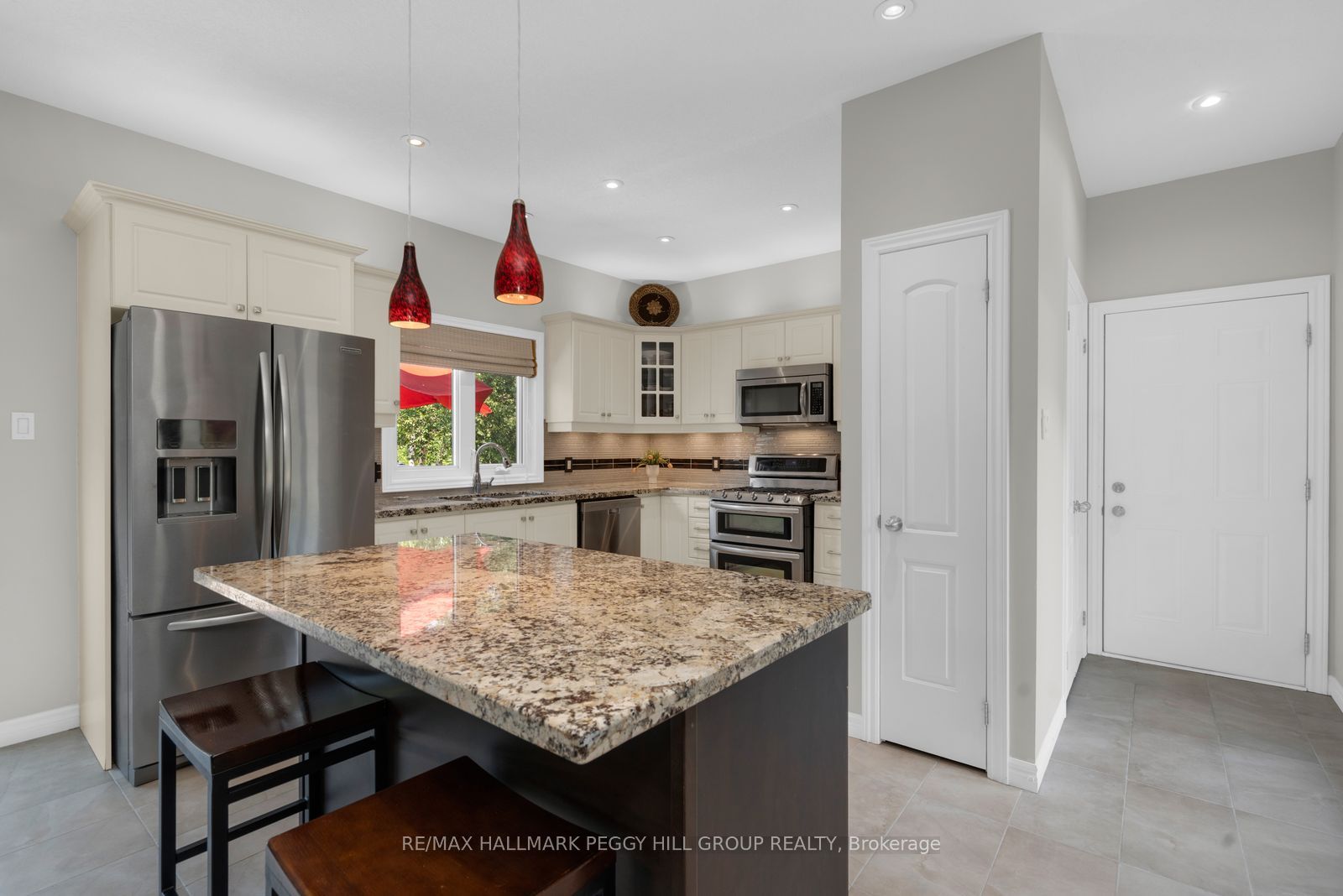 22 Bachly Avenue Property Photo 5