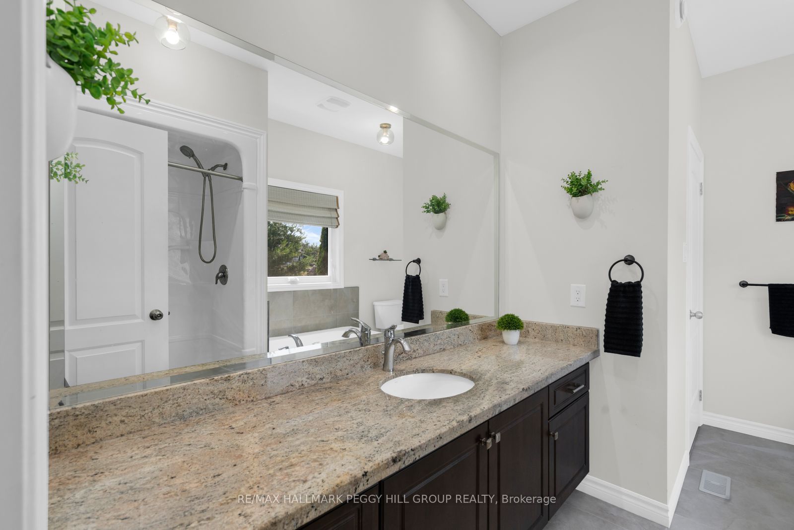 22 Bachly Avenue Property Photo 8