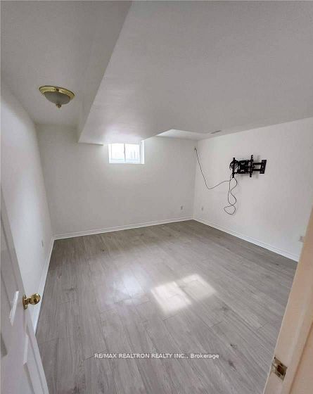 49 Hanmer Street E Bsmnt Property Photo 3