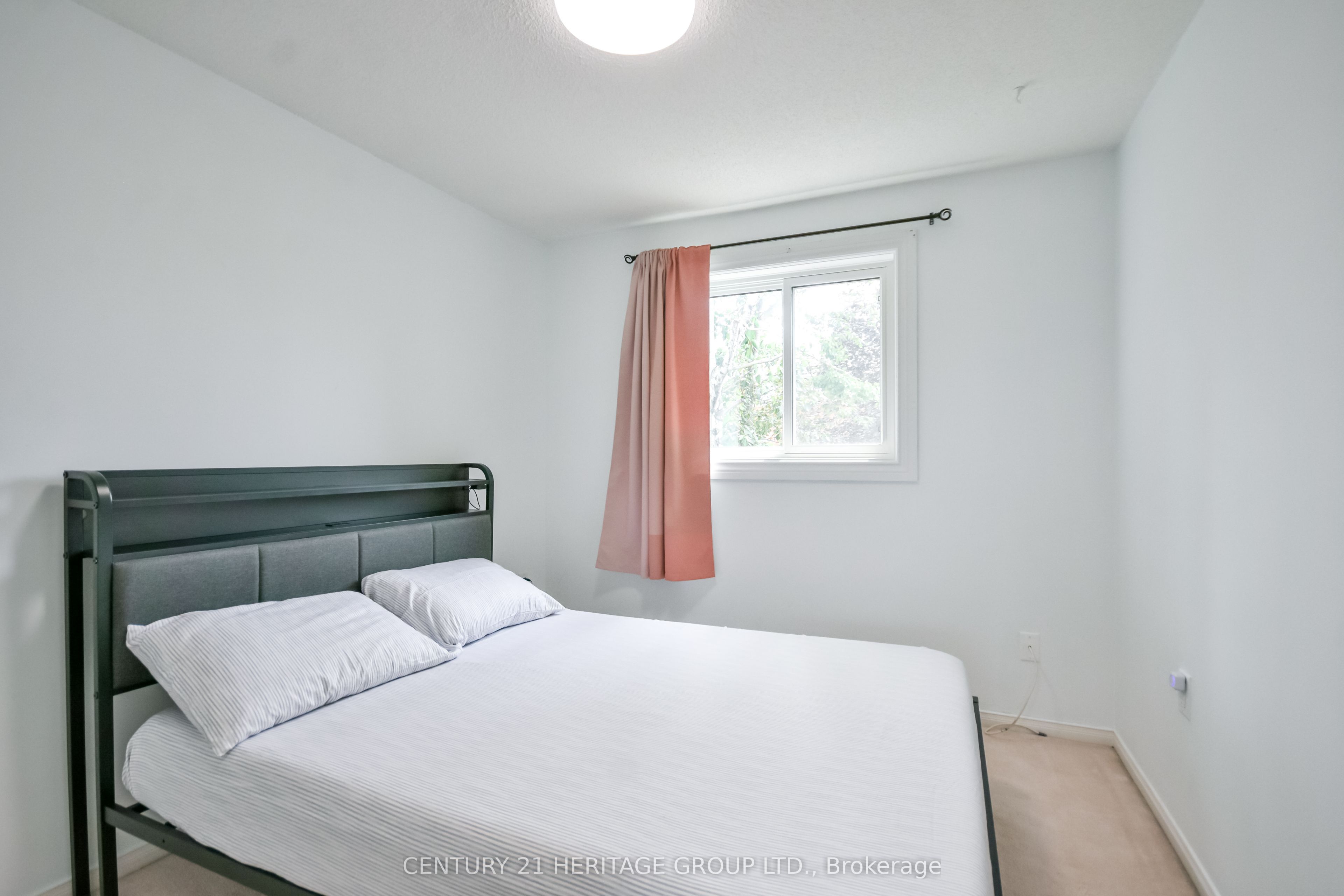 416 Sunnidale Road Property Photo 14