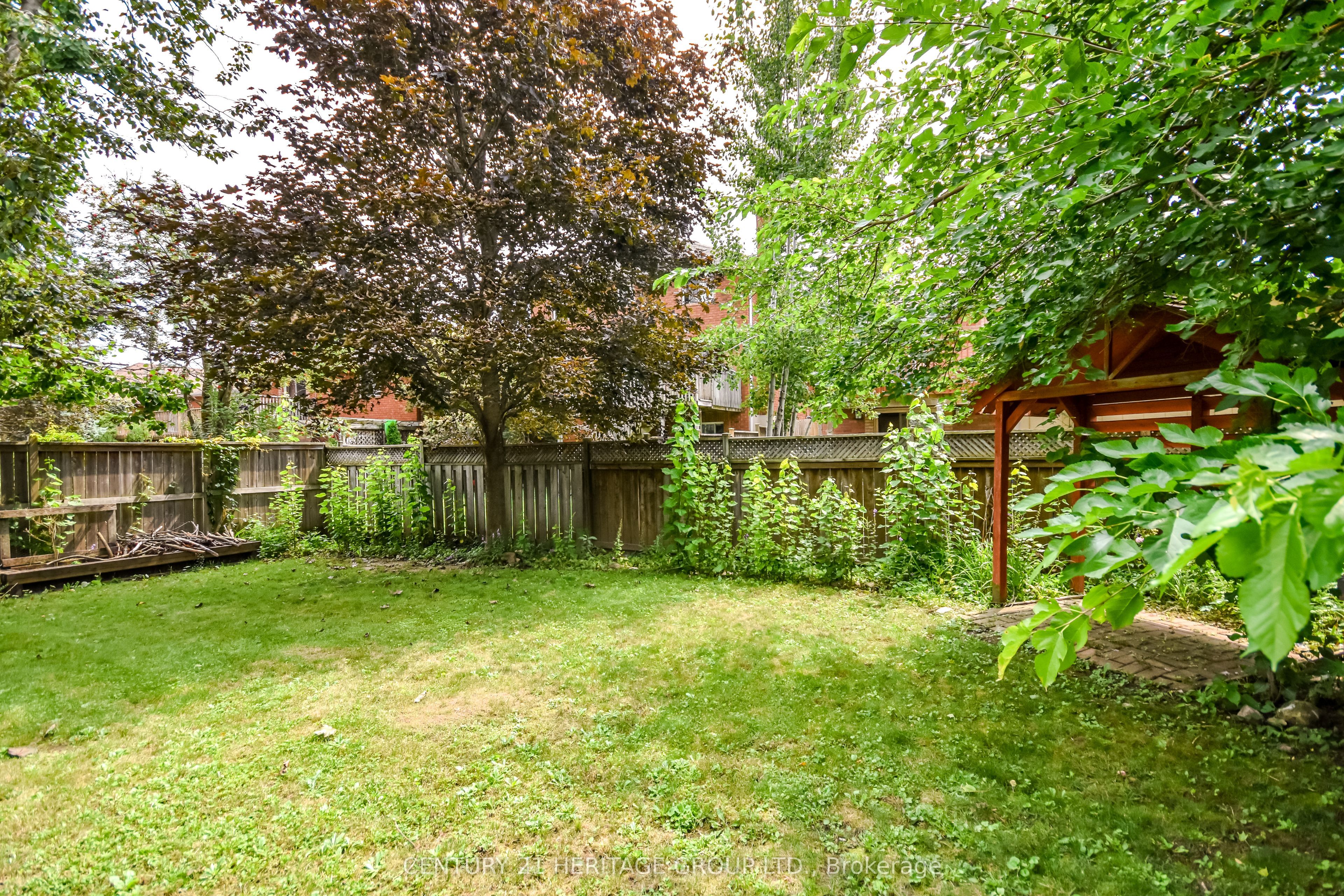 416 Sunnidale Road Property Photo 22