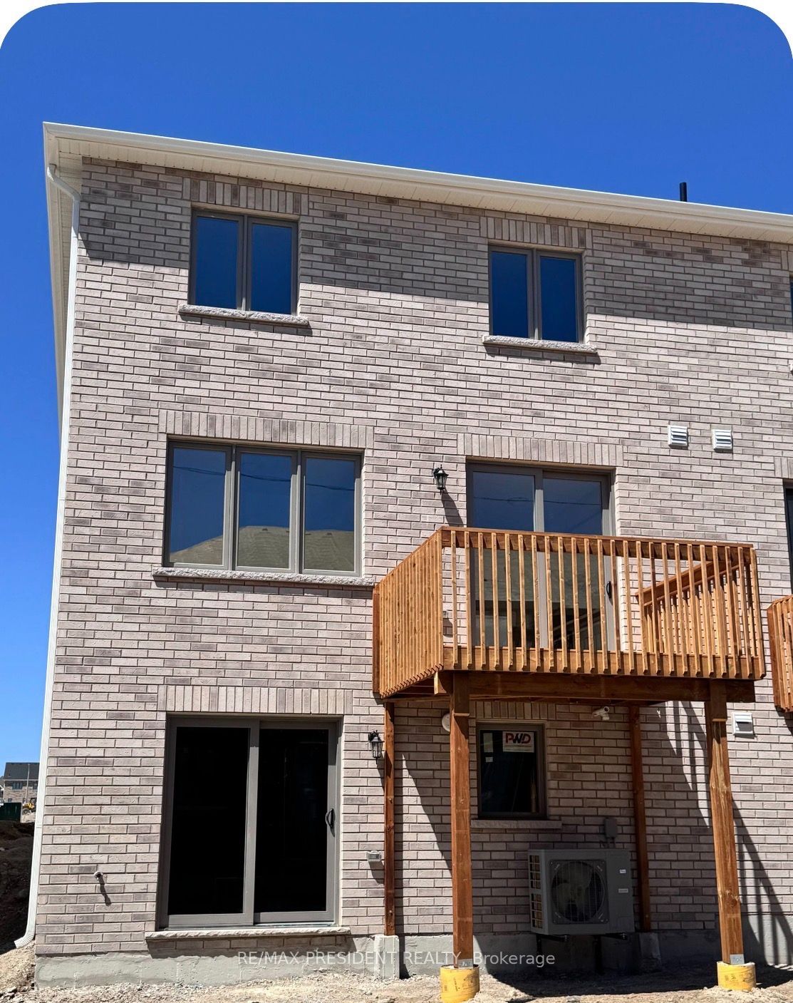 57 Lower Street Property Photo 17