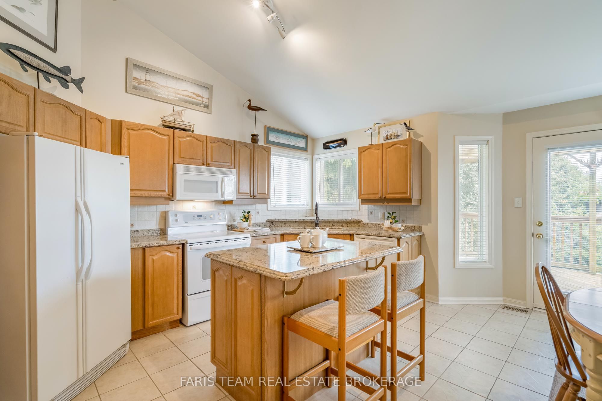 68 Trott Boulevard Property Photo 6