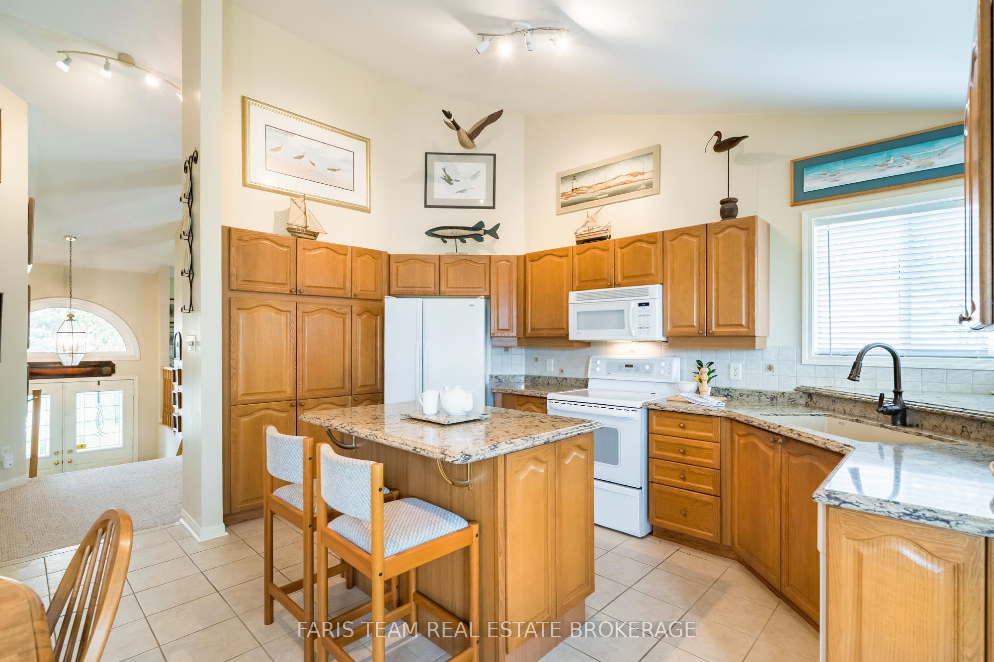 68 Trott Boulevard Property Photo 7