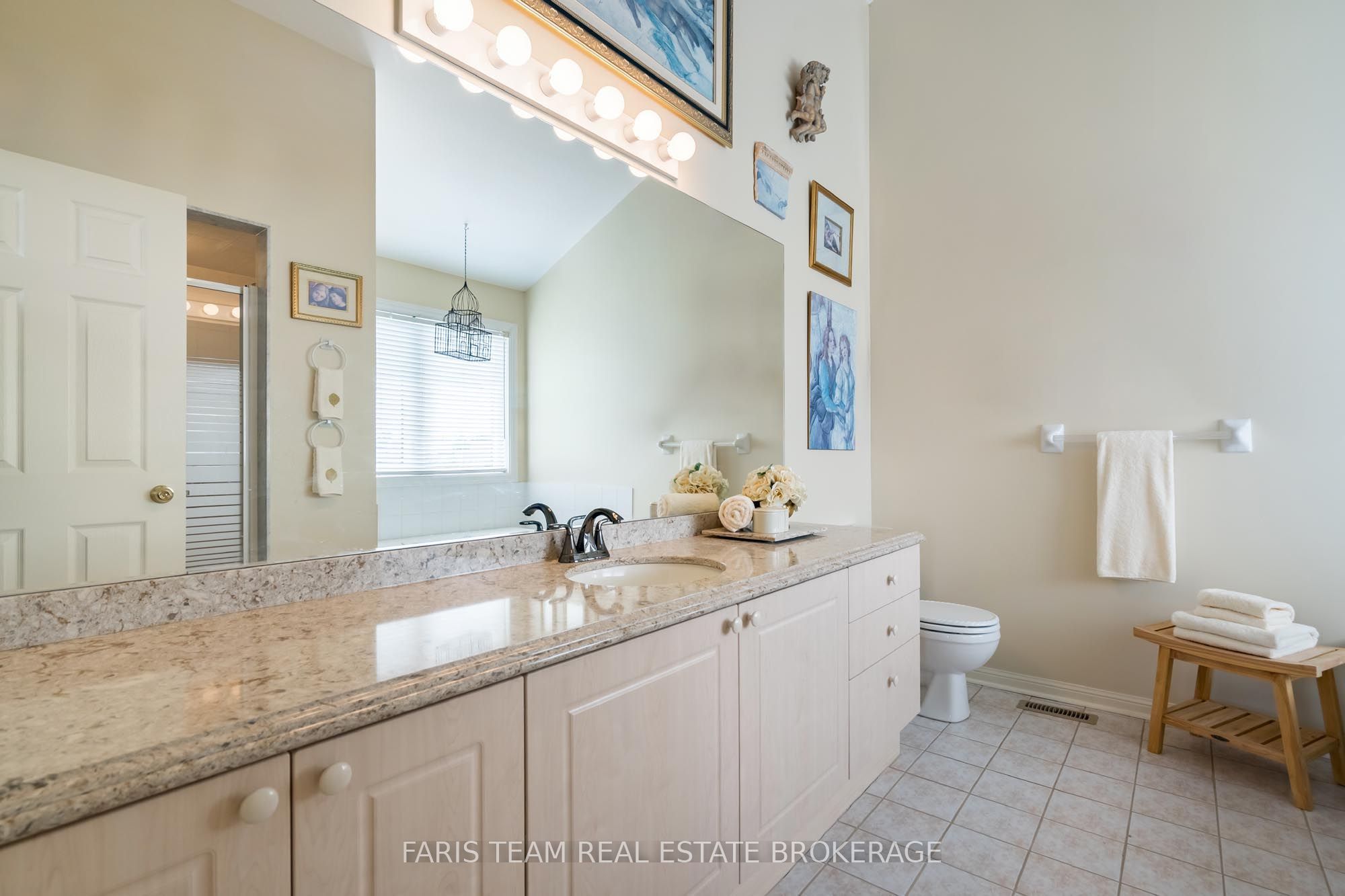 68 Trott Boulevard Property Photo 18