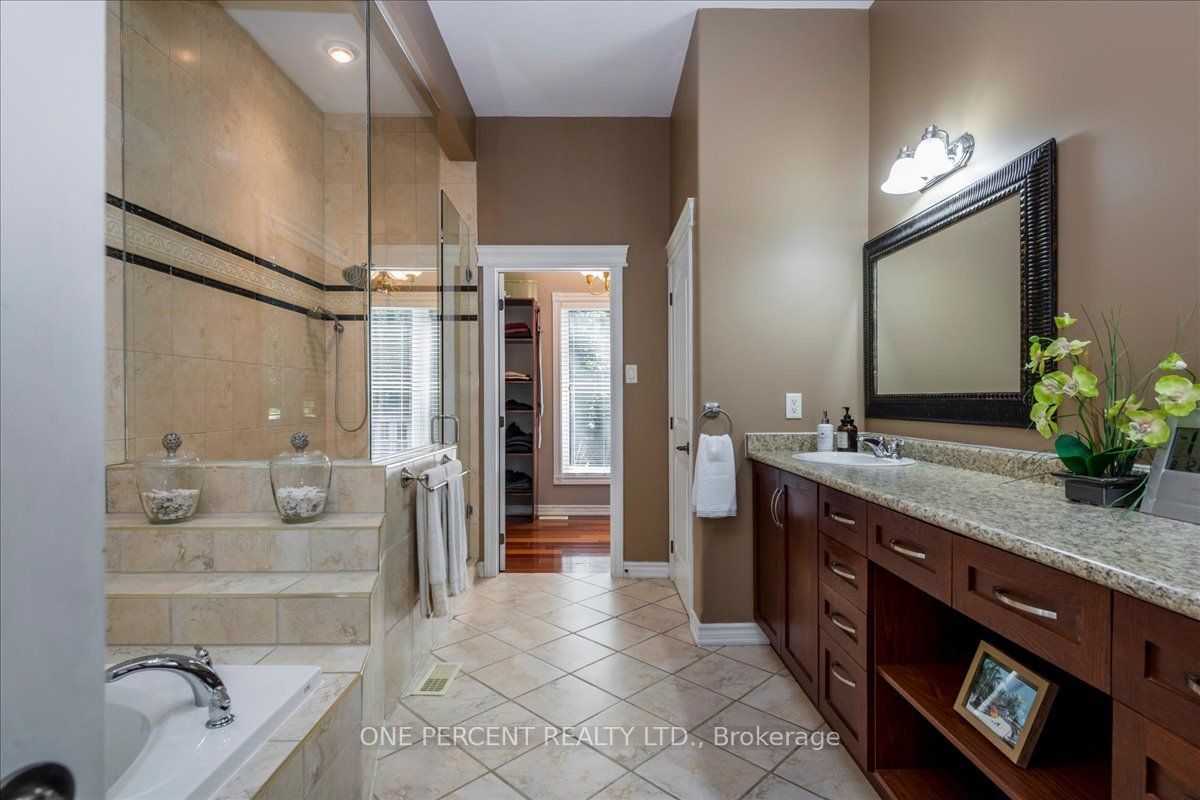 9 Laddie Lane Property Photo 26