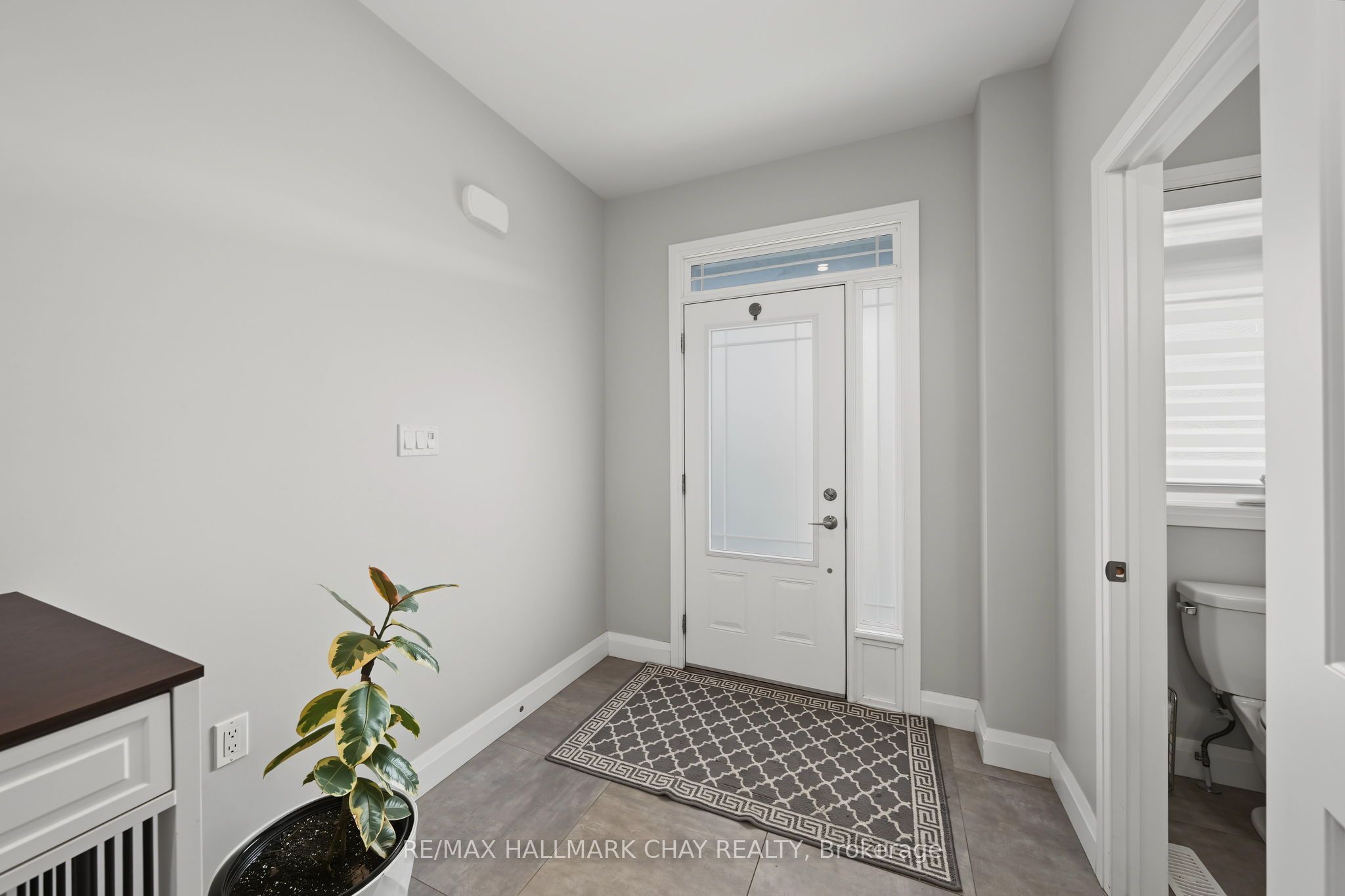 36 Lowry Court Property Photo 4