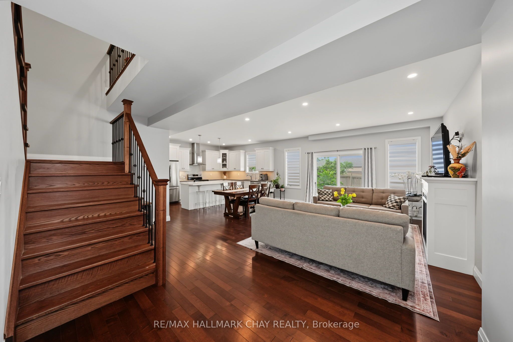 36 Lowry Court Property Photo 8