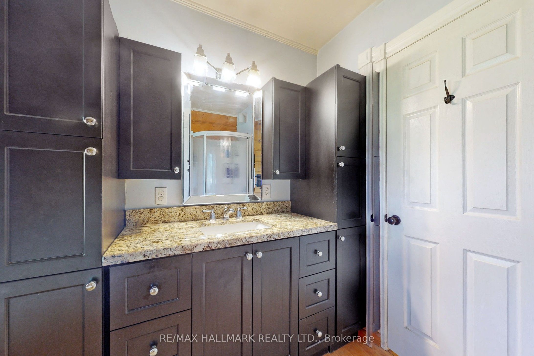 4017 Dalrymple Drive Property Photo 11