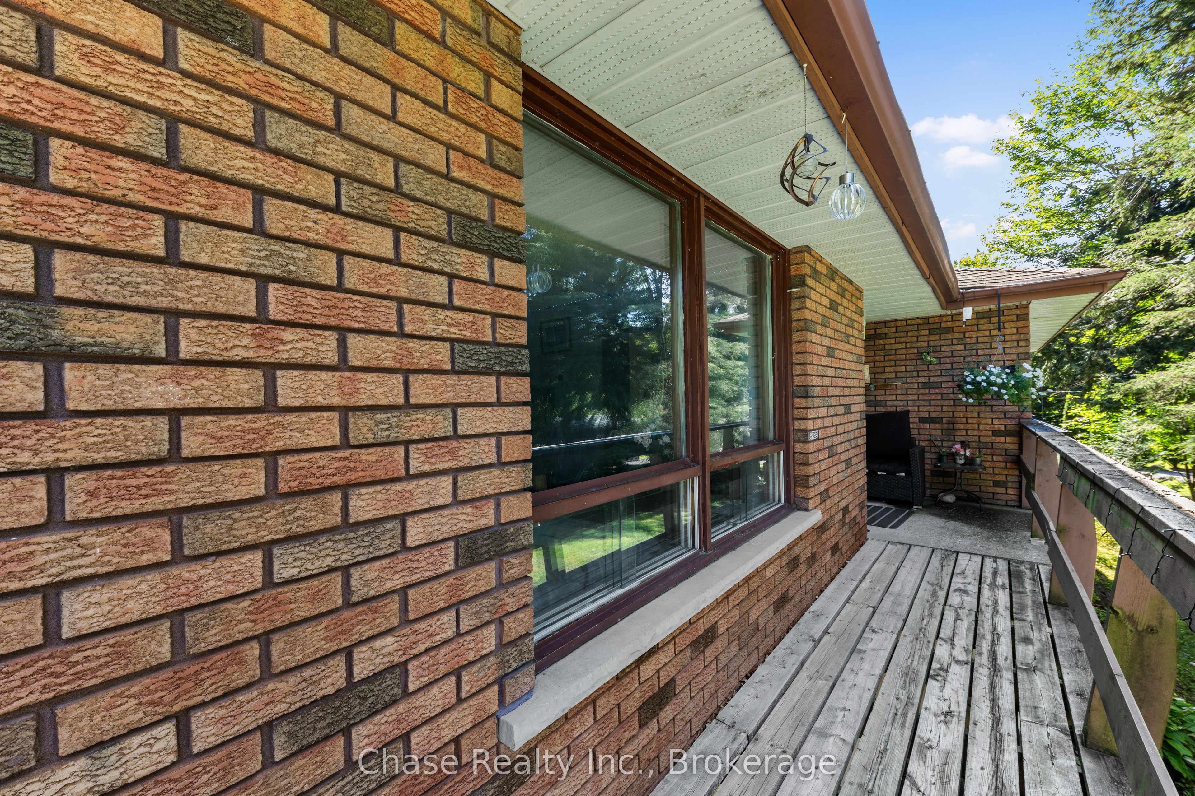 655 Tiny Beaches Road N Property Photo 7