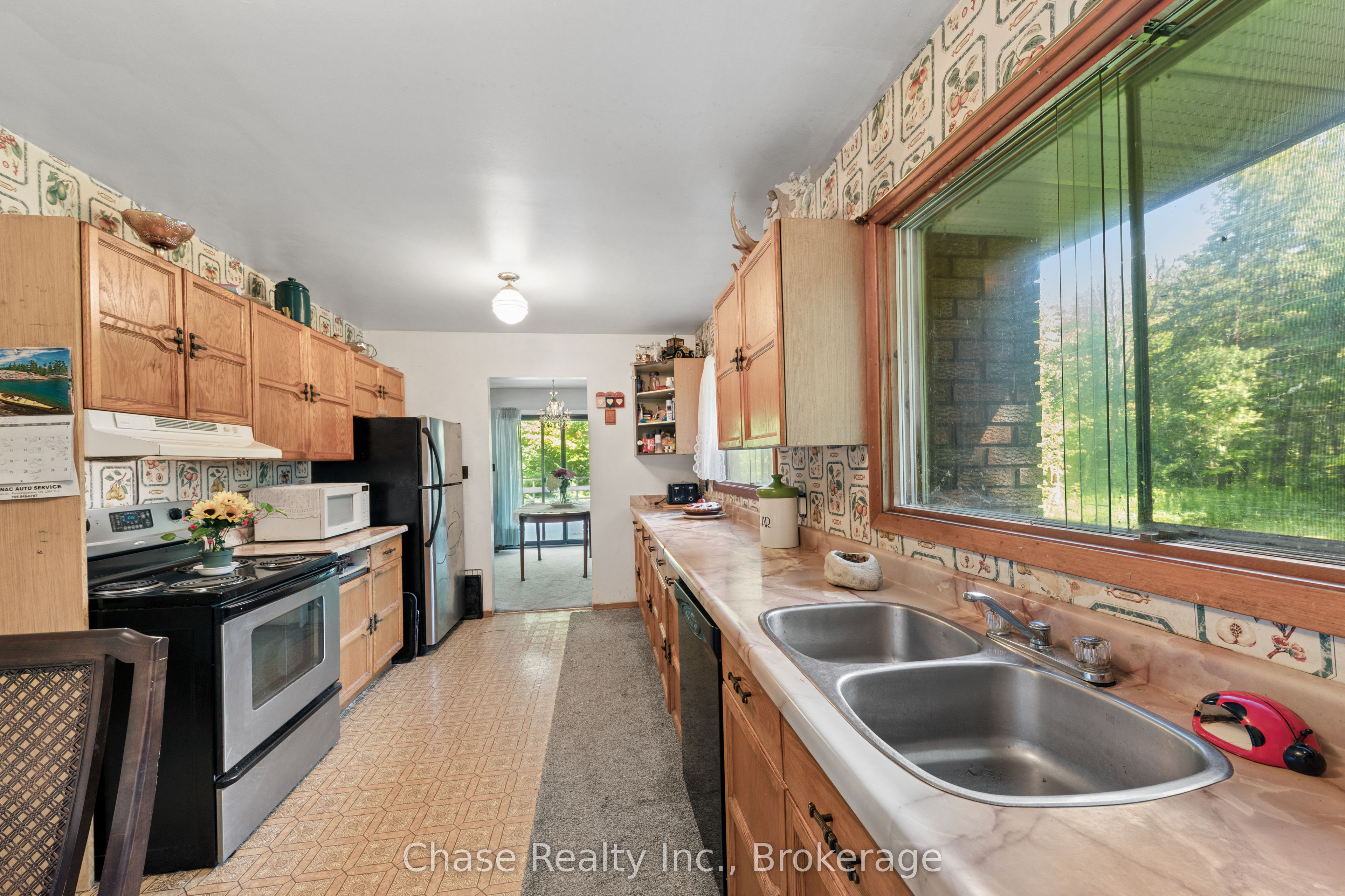 655 Tiny Beaches Road N Property Photo 15