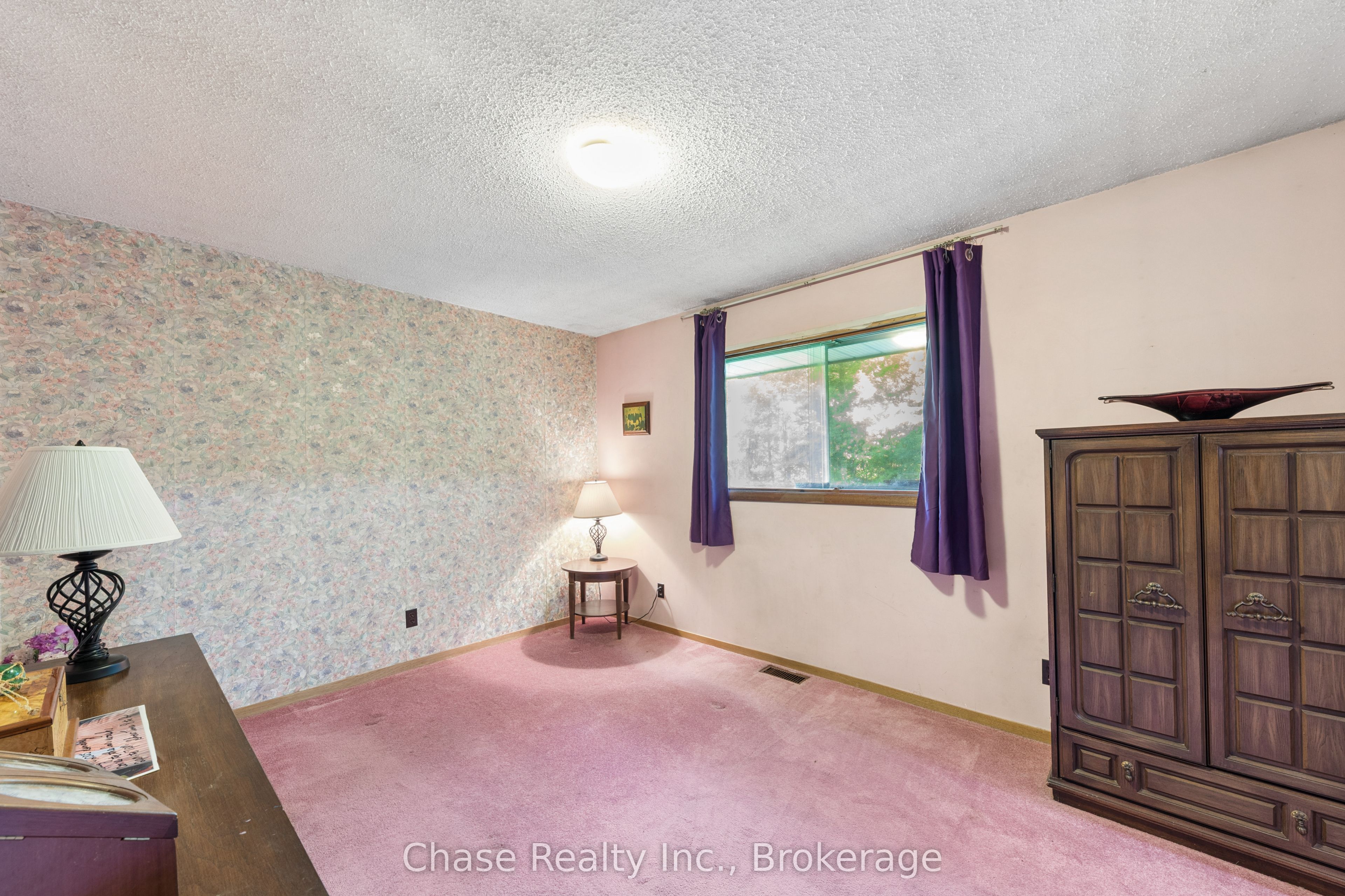 655 Tiny Beaches Road N Property Photo 19