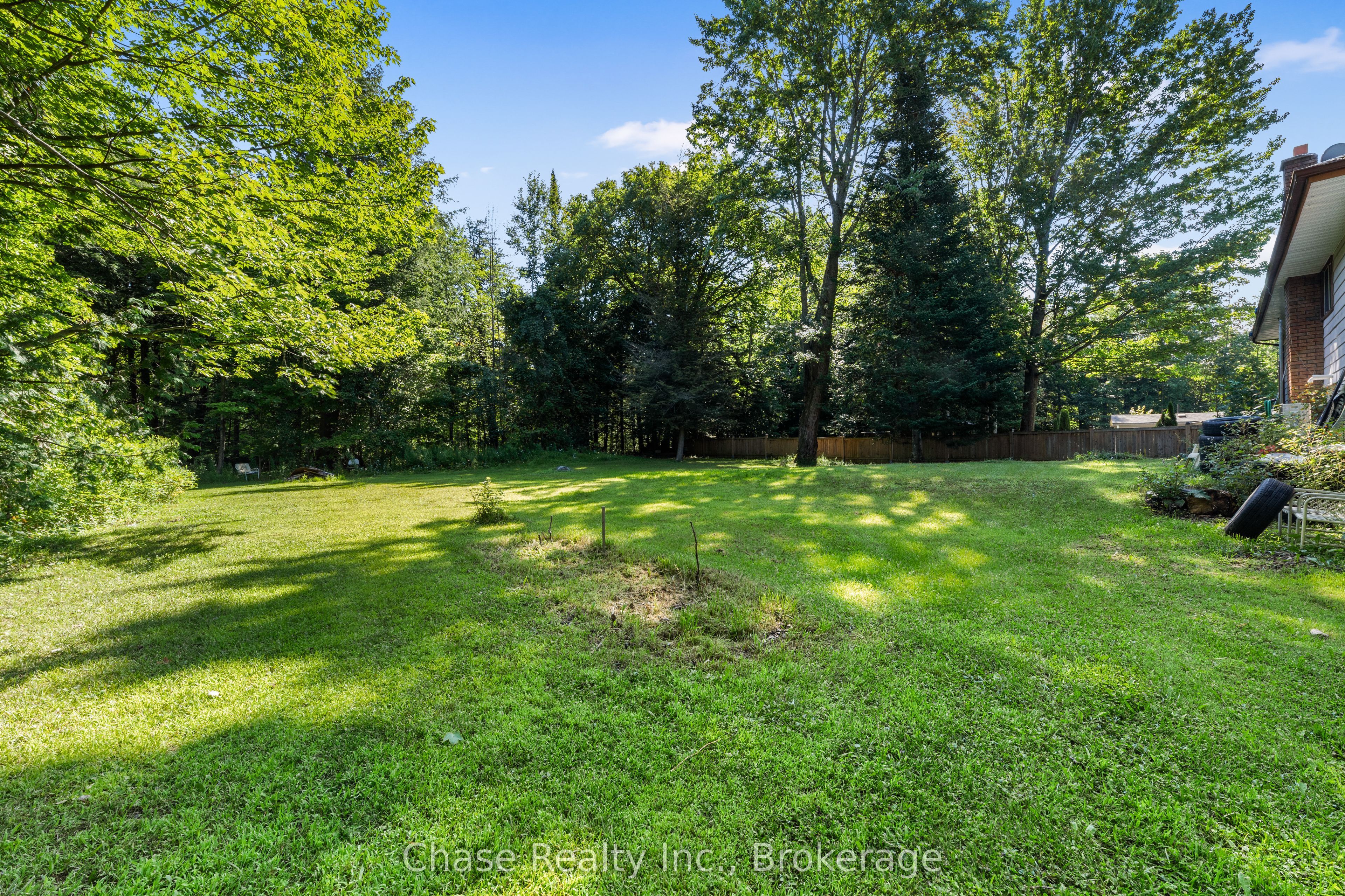 655 Tiny Beaches Road N Property Photo 31