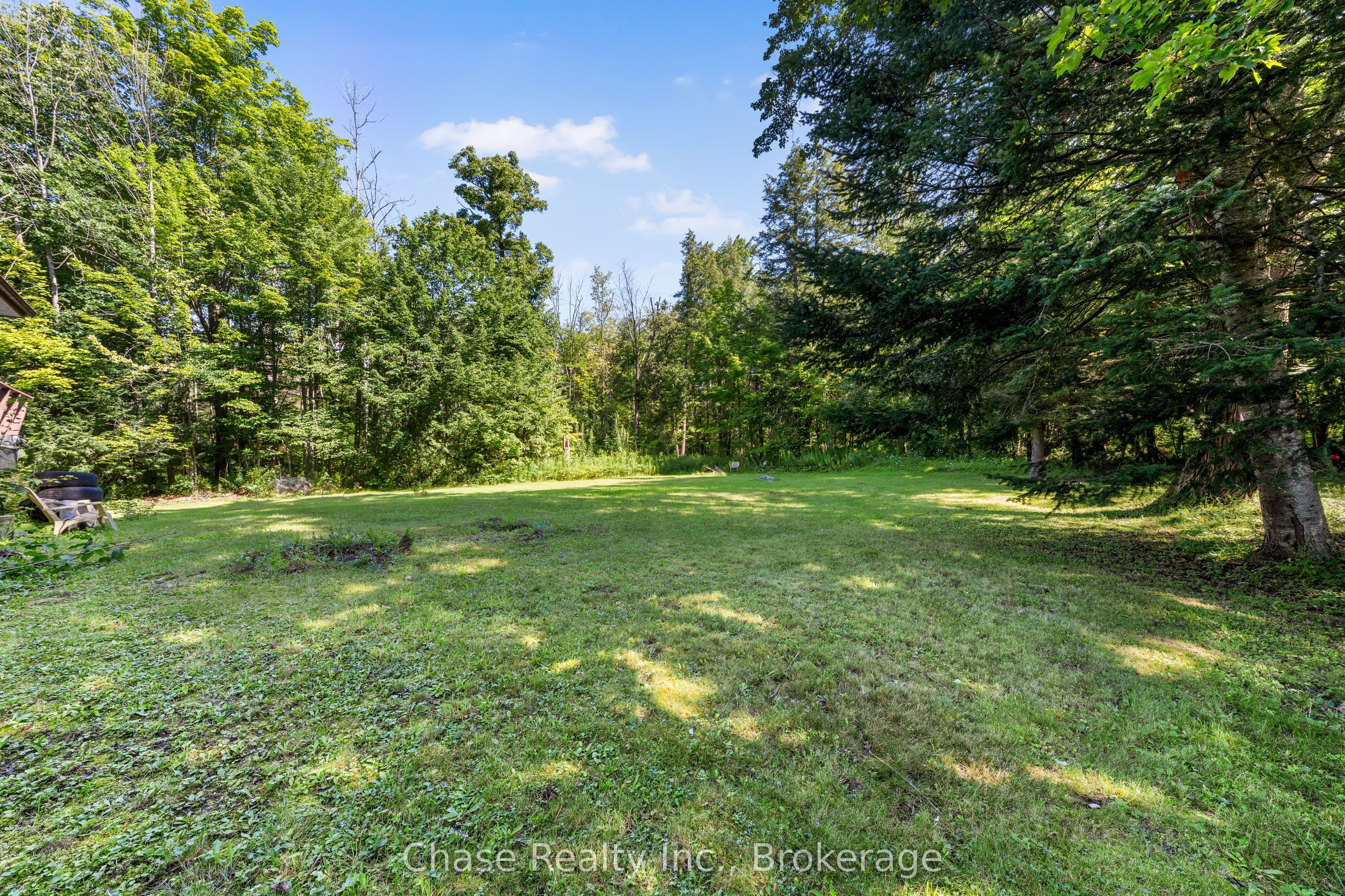 655 Tiny Beaches Road N Property Photo 32