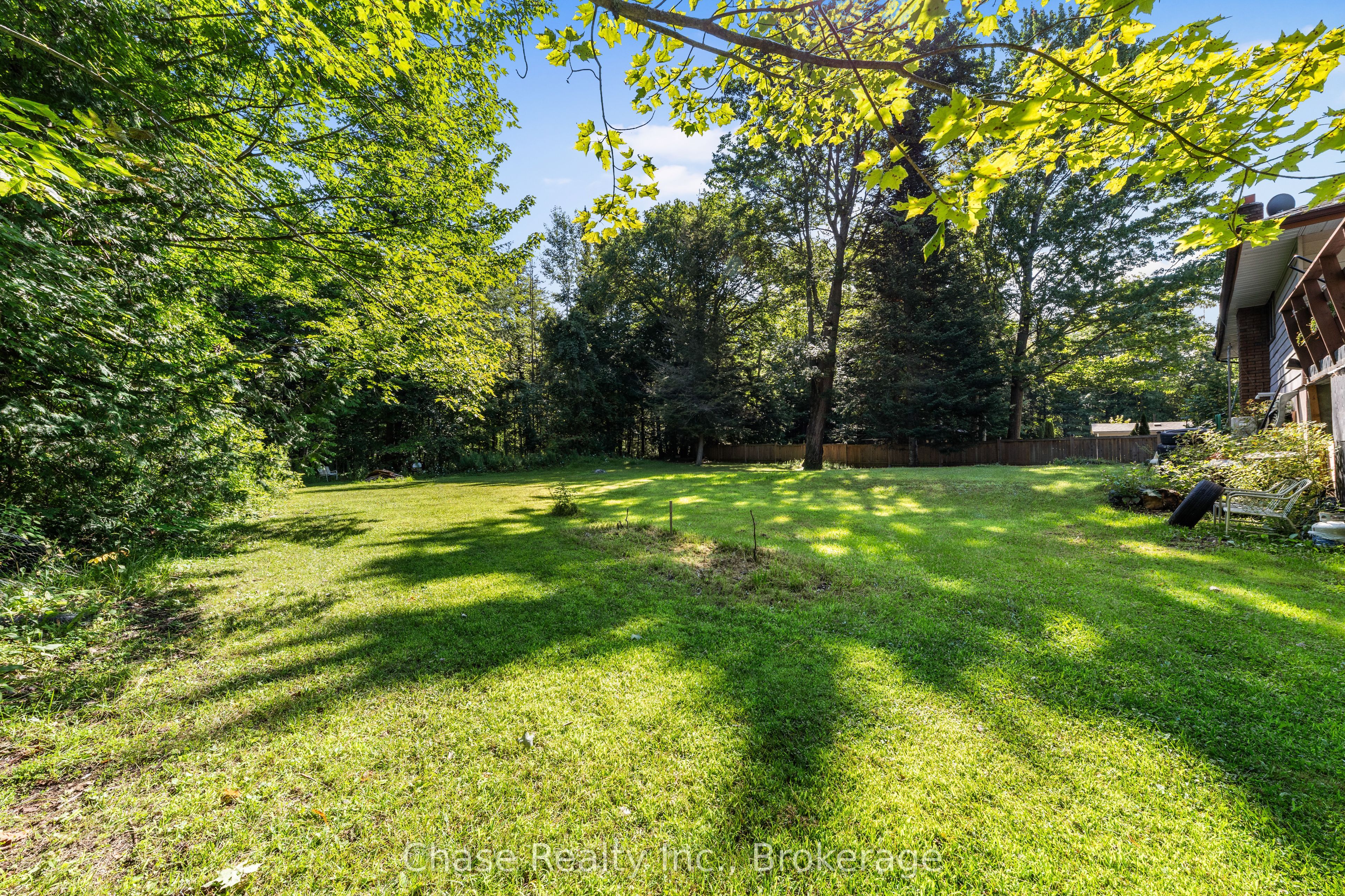 655 Tiny Beaches Road N Property Photo 33