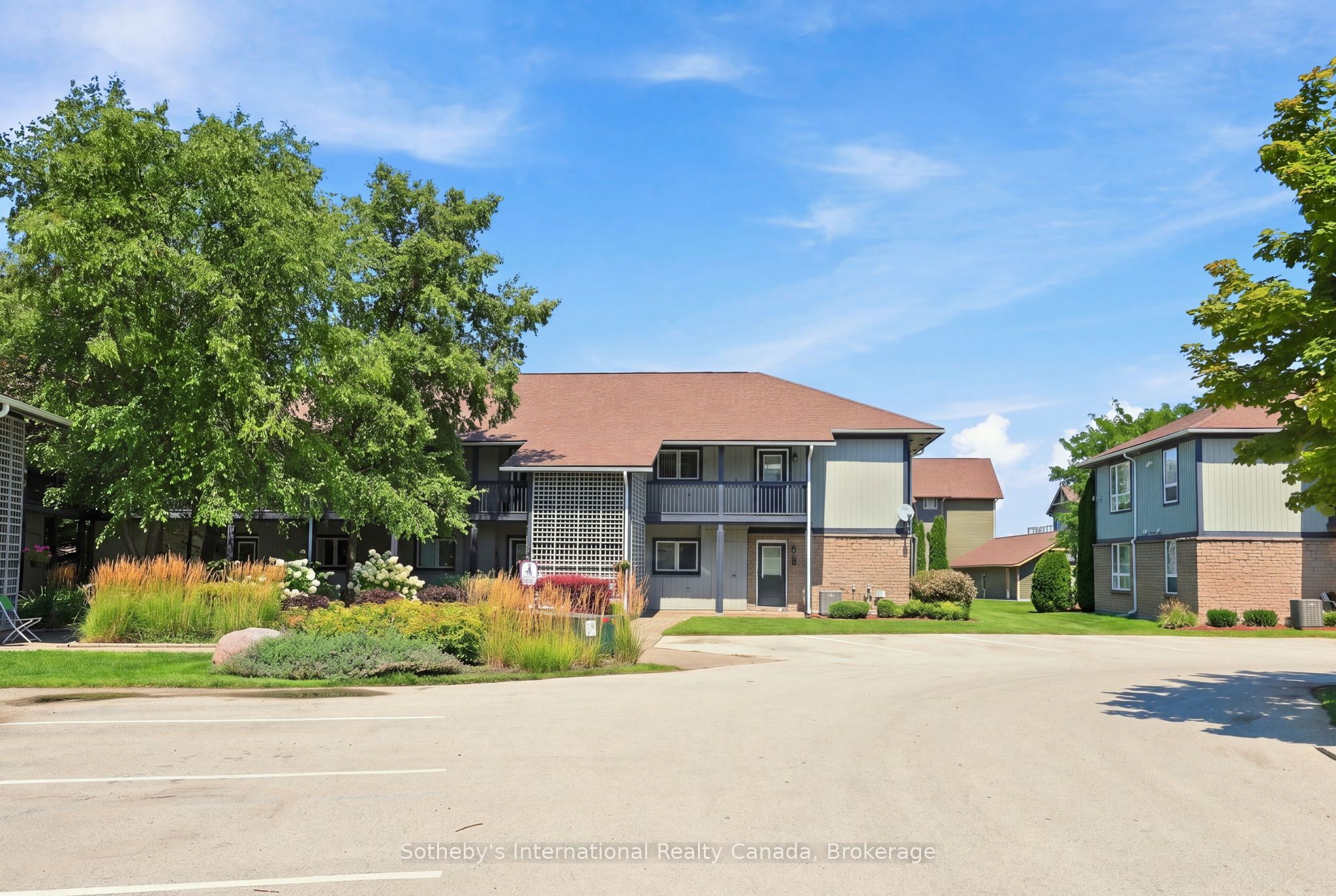 464 Mariners Way Property Photo 1