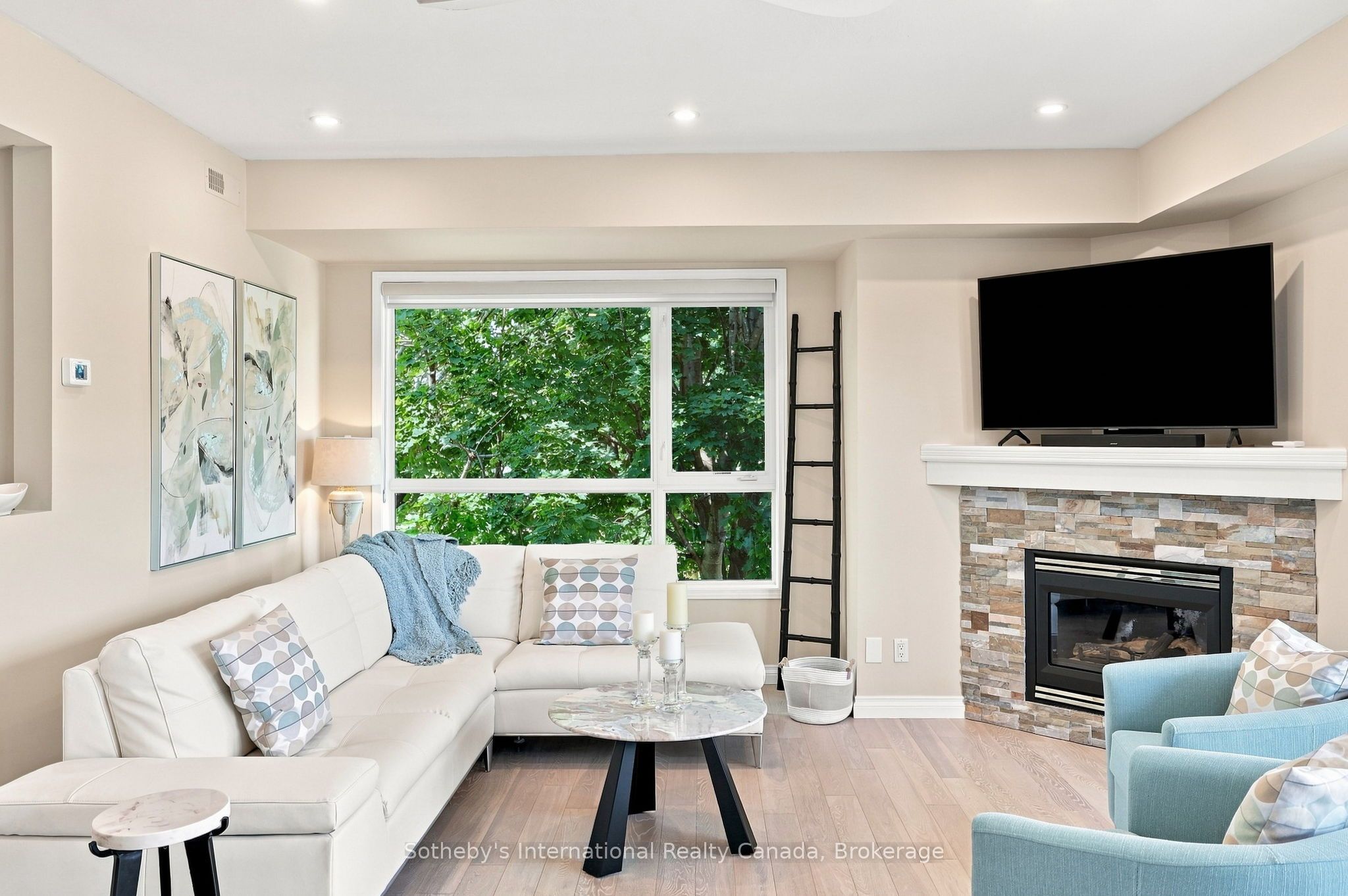 464 Mariners Way Property Photo 12