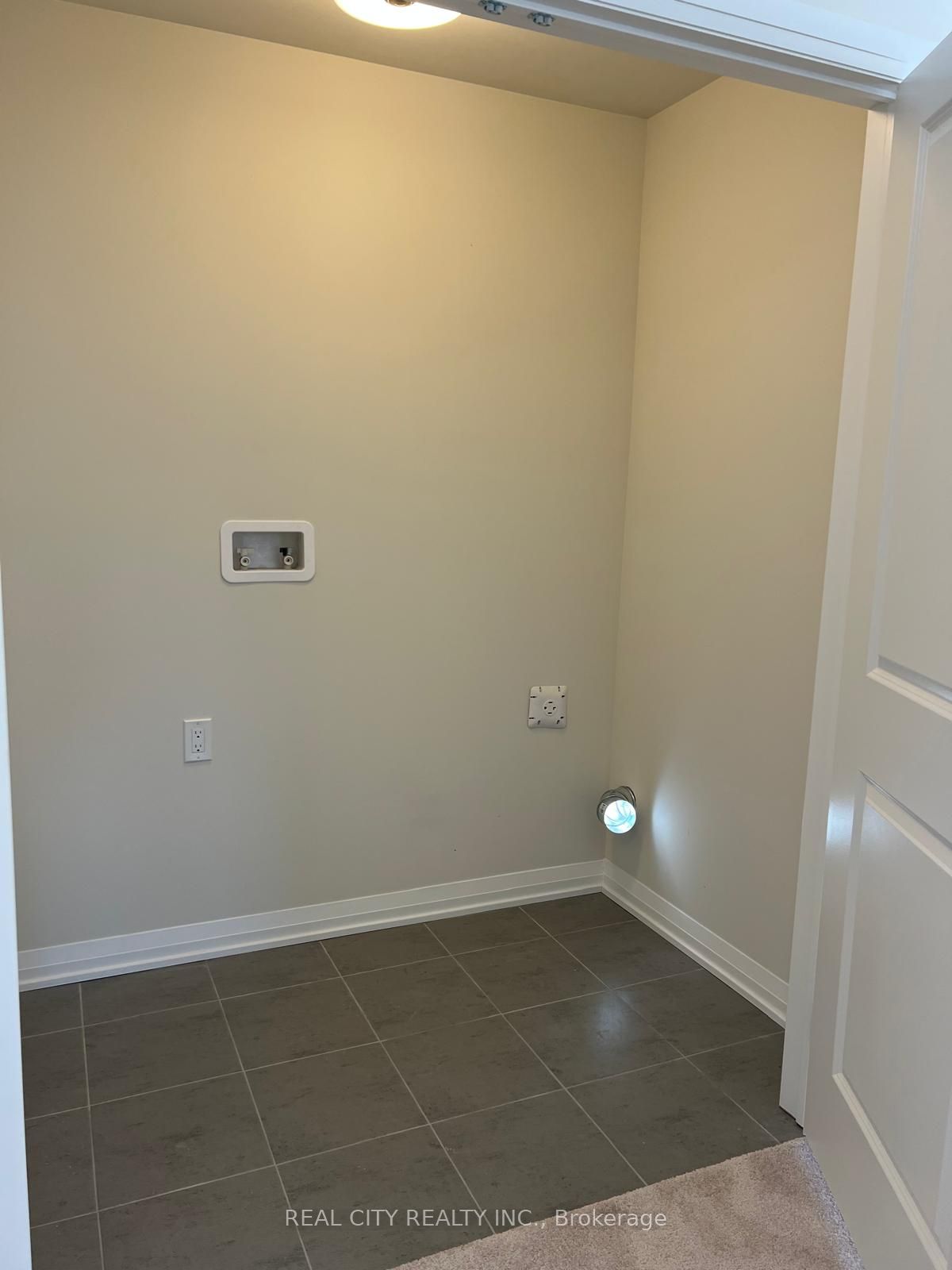 3047 Sandy Acres Avenue Property Photo 14