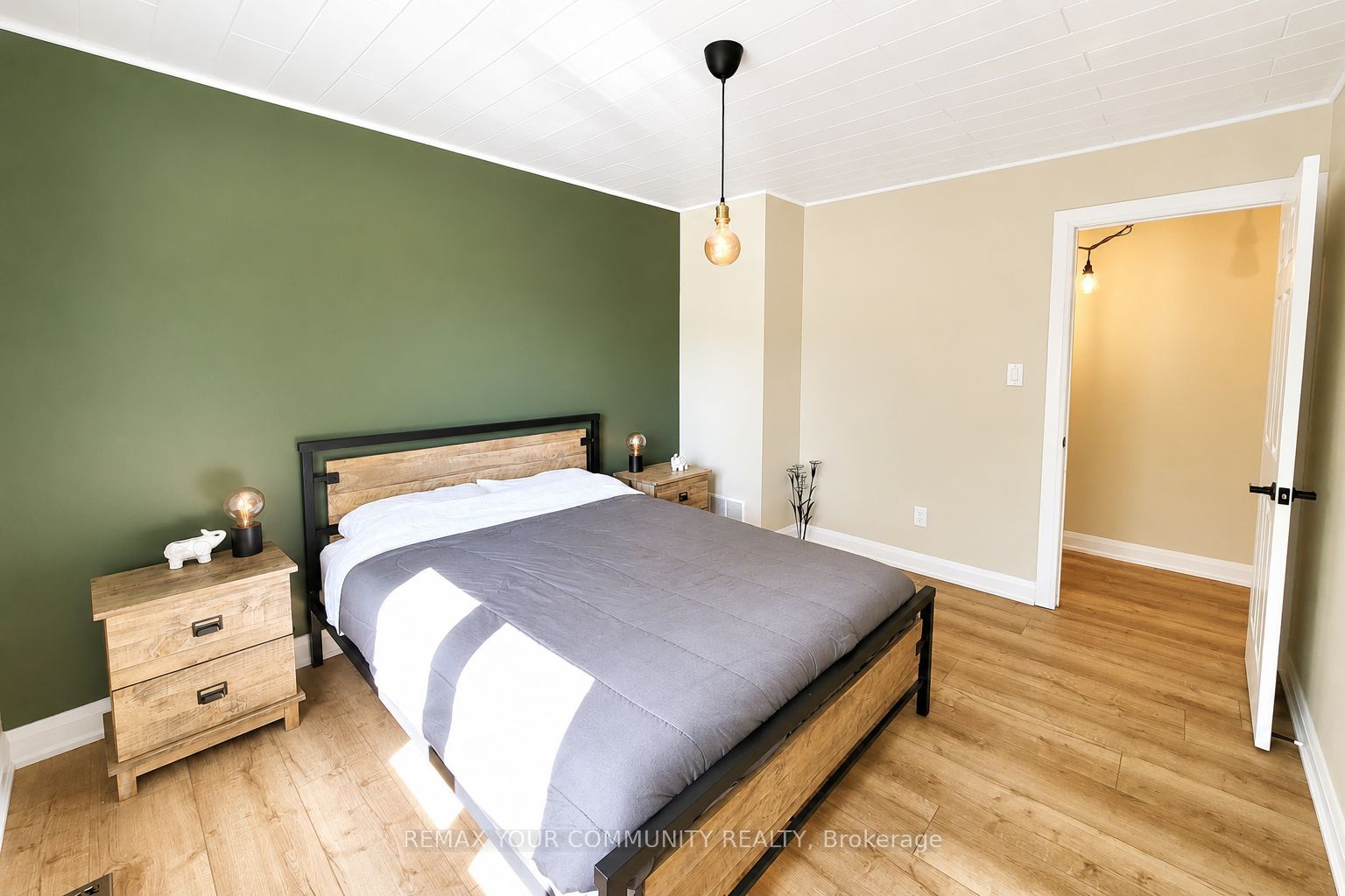1138 Siesta Drive Property Photo 15