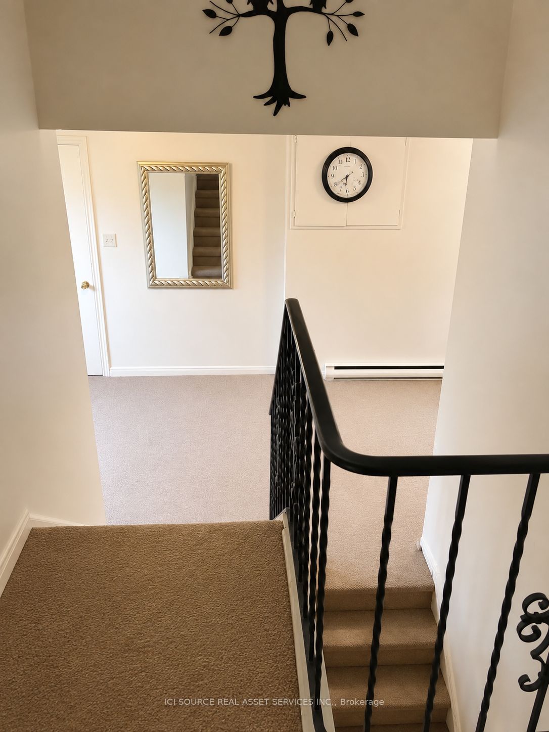 1941 Marchmont Road 2 Property Photo 5