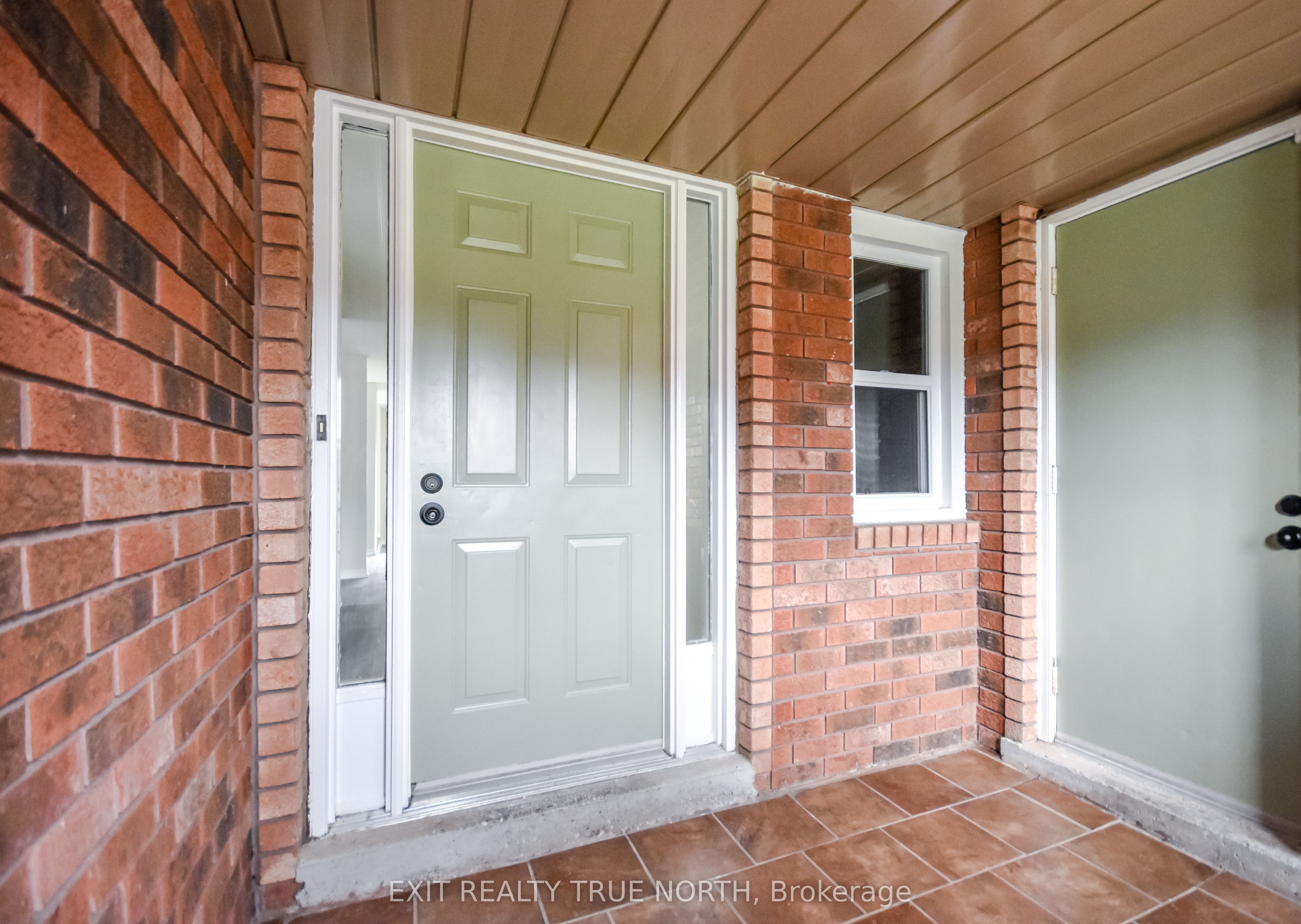 426 Sunnidale Road Property Photo 2