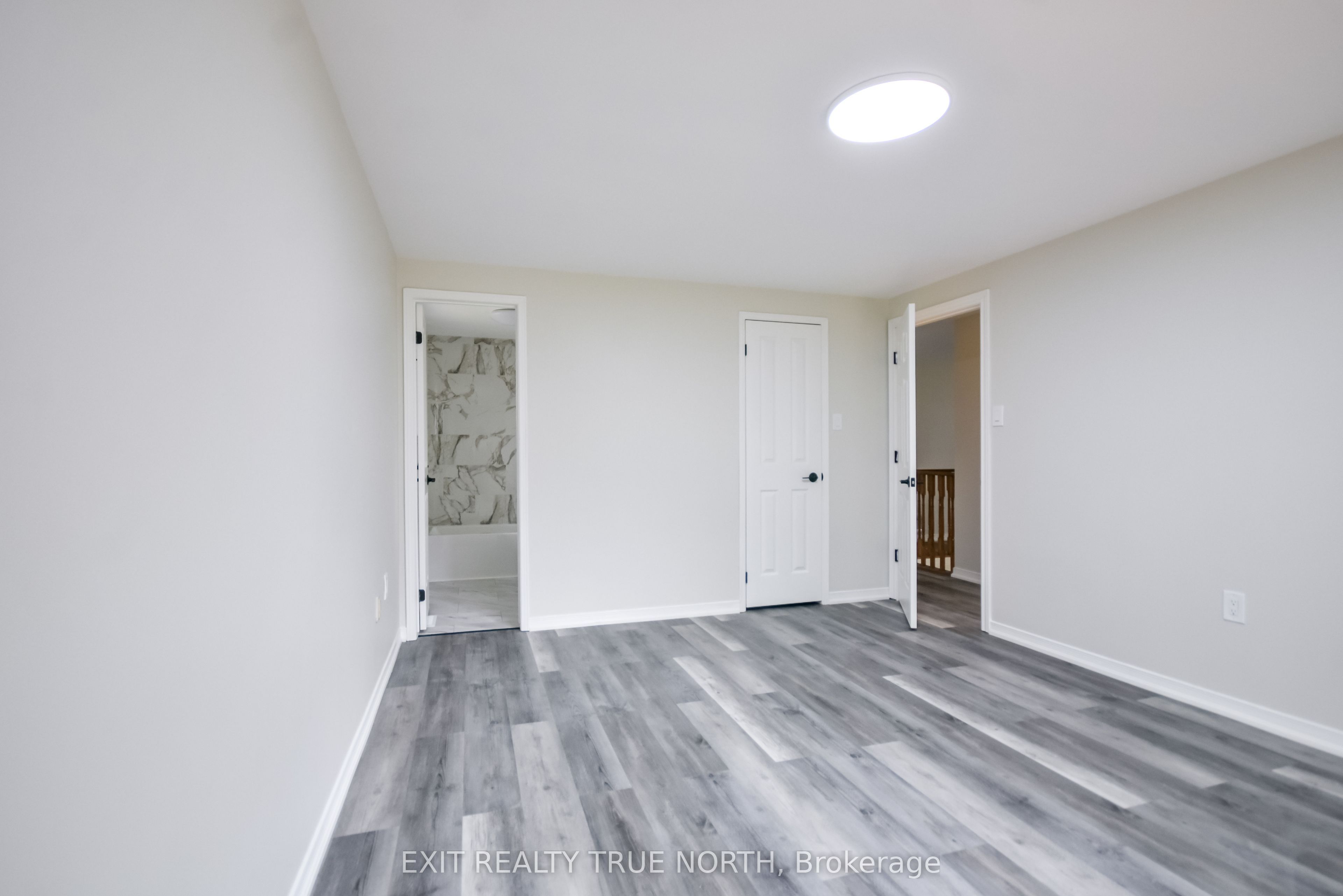 426 Sunnidale Road Property Photo 15