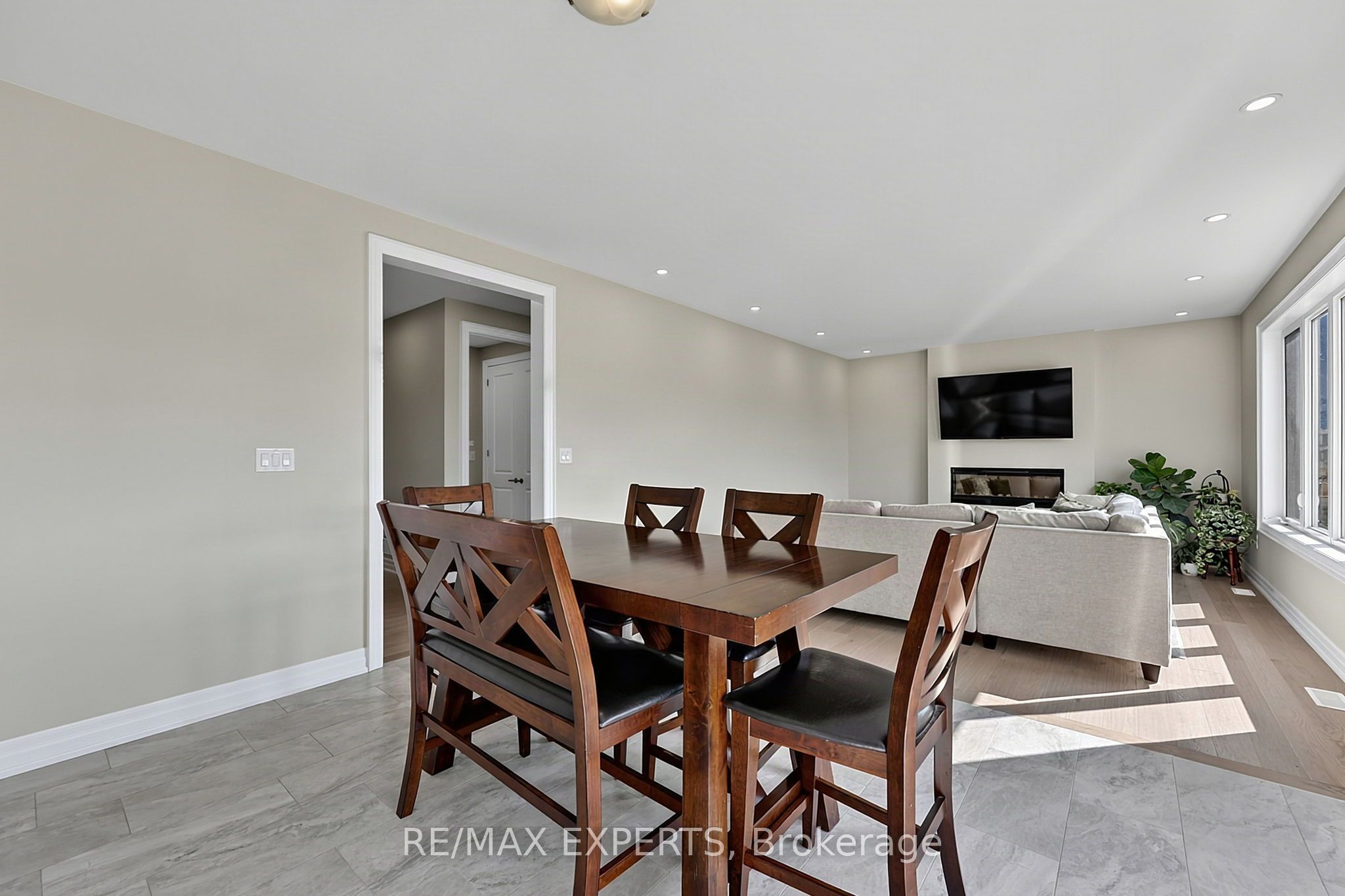 222 Mapleside Drive Property Photo 12