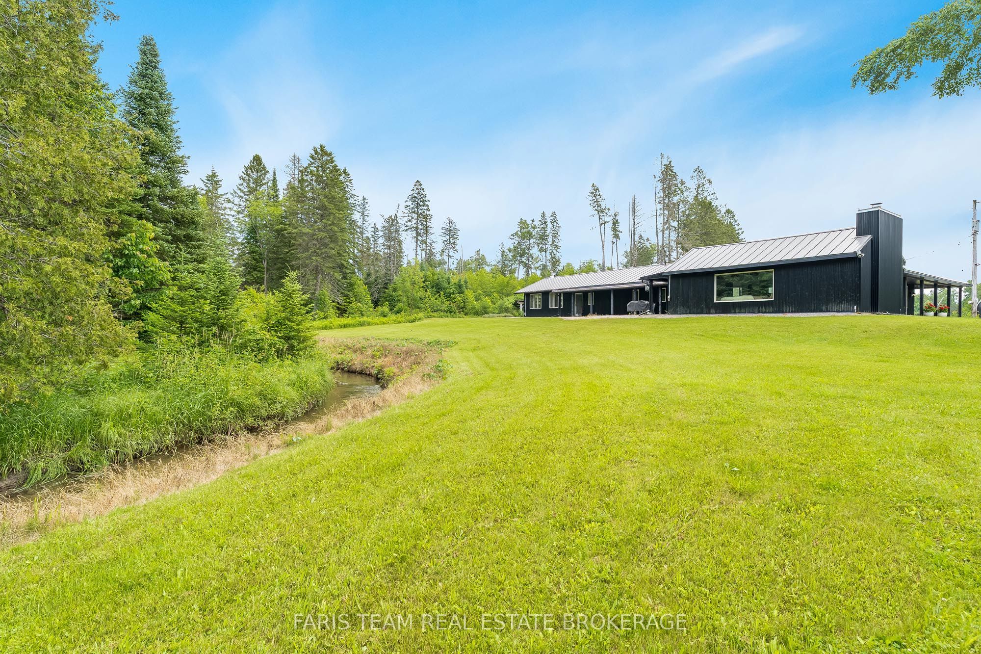 1076 Beaver Lane Property Photo 33