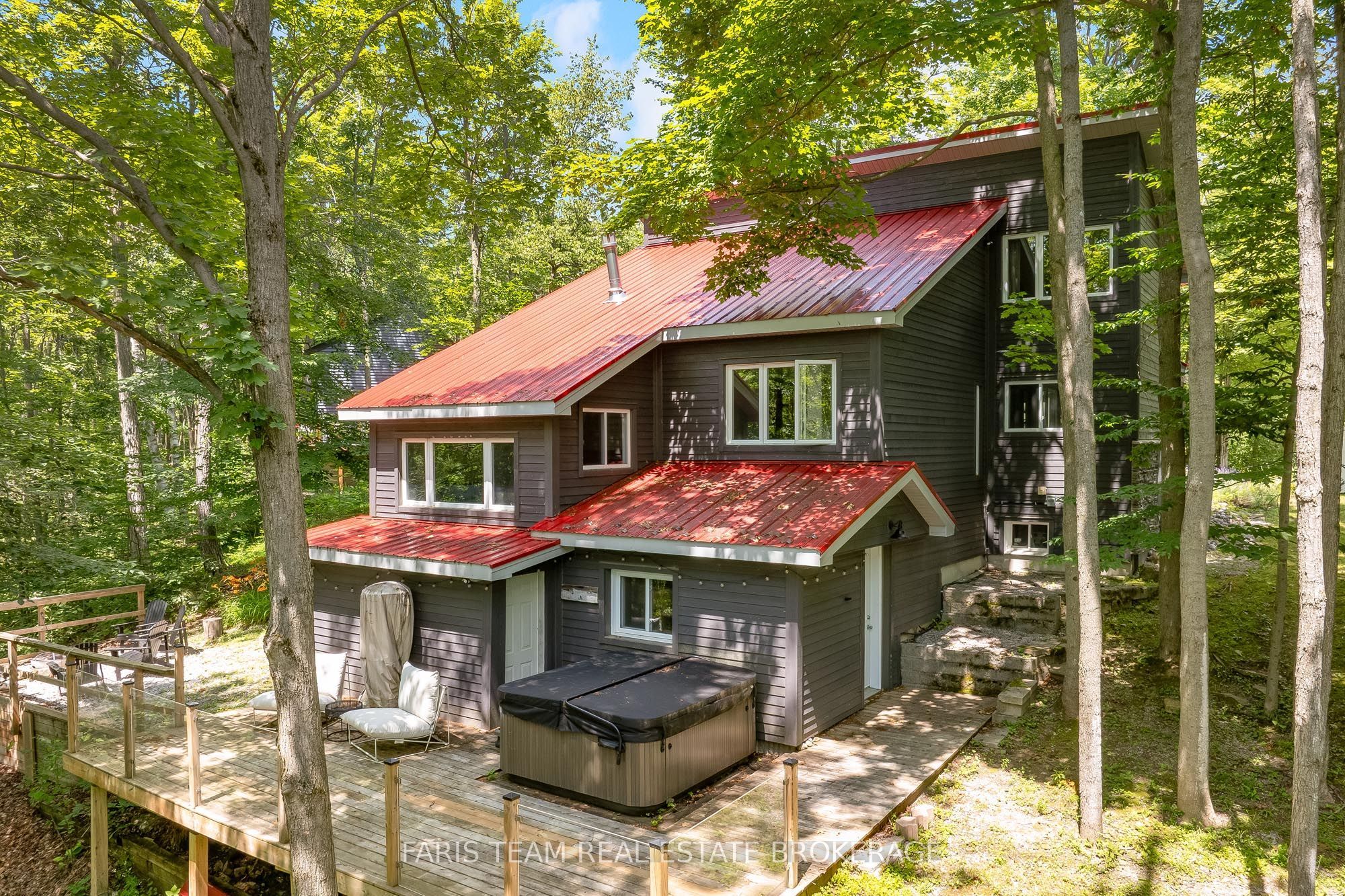 49 Huronwoods Drive Property Photo 2