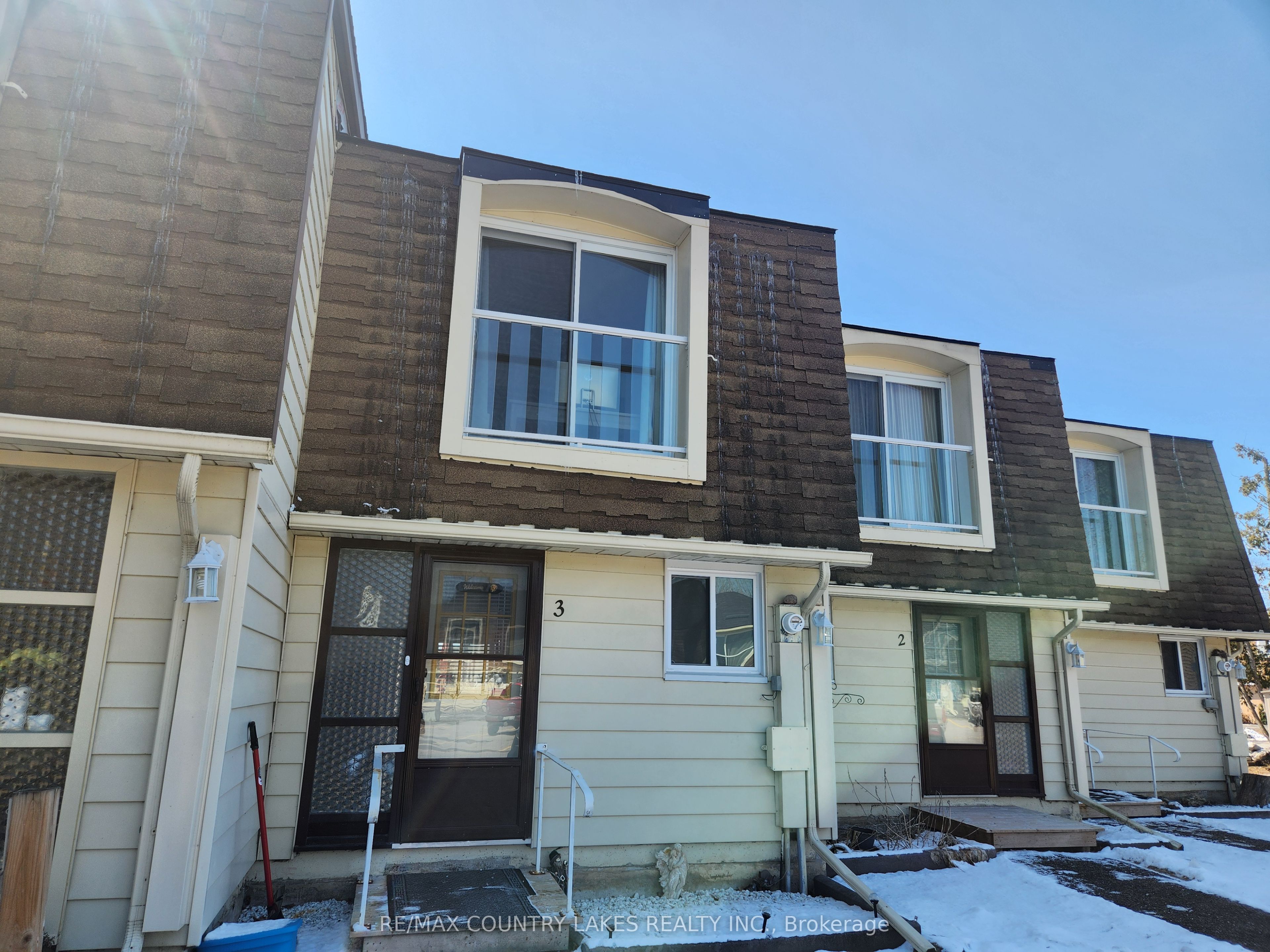 4 Paradise Boulevard 3 Property Photo 1