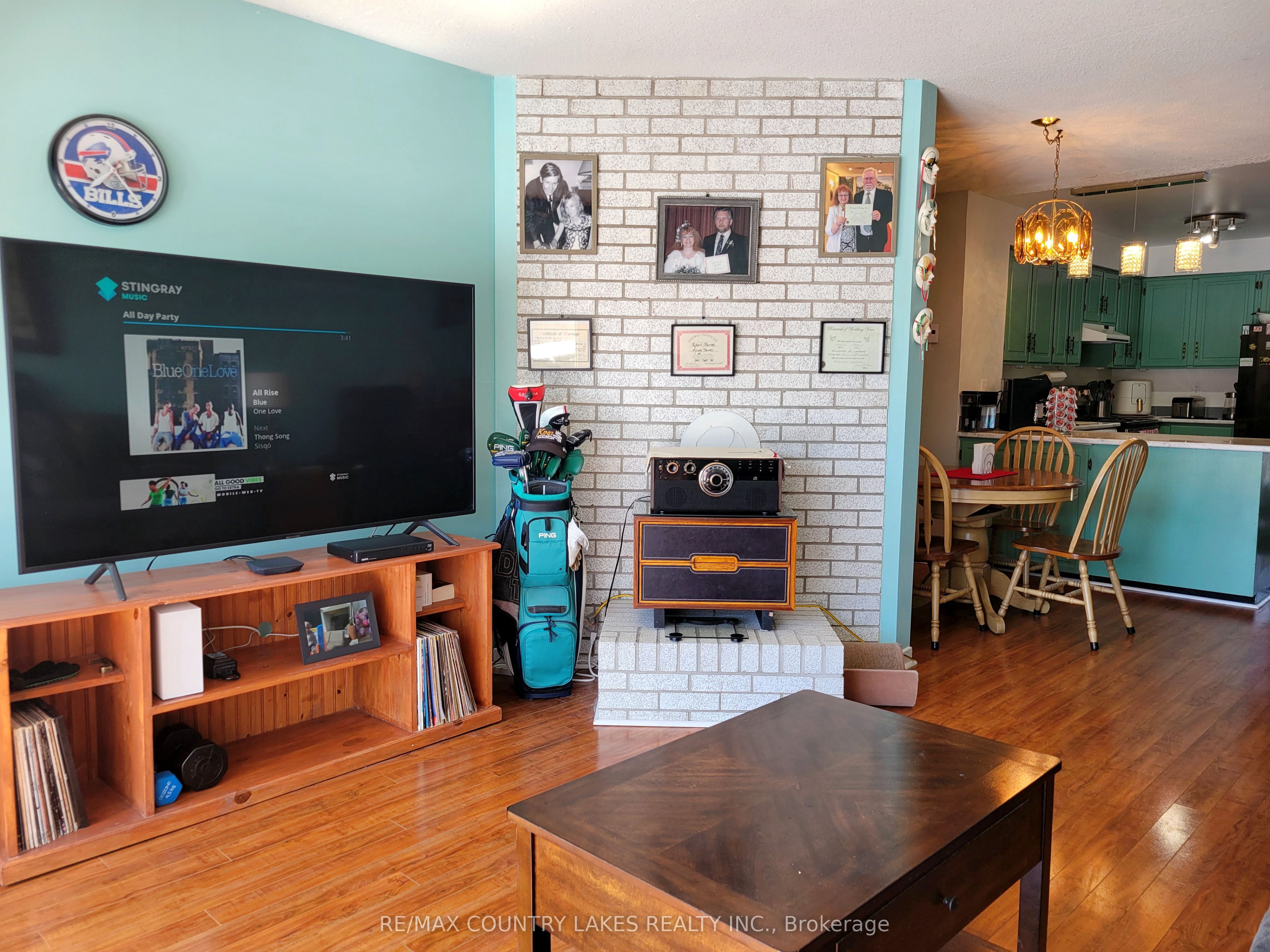 4 Paradise Boulevard 3 Property Photo 6