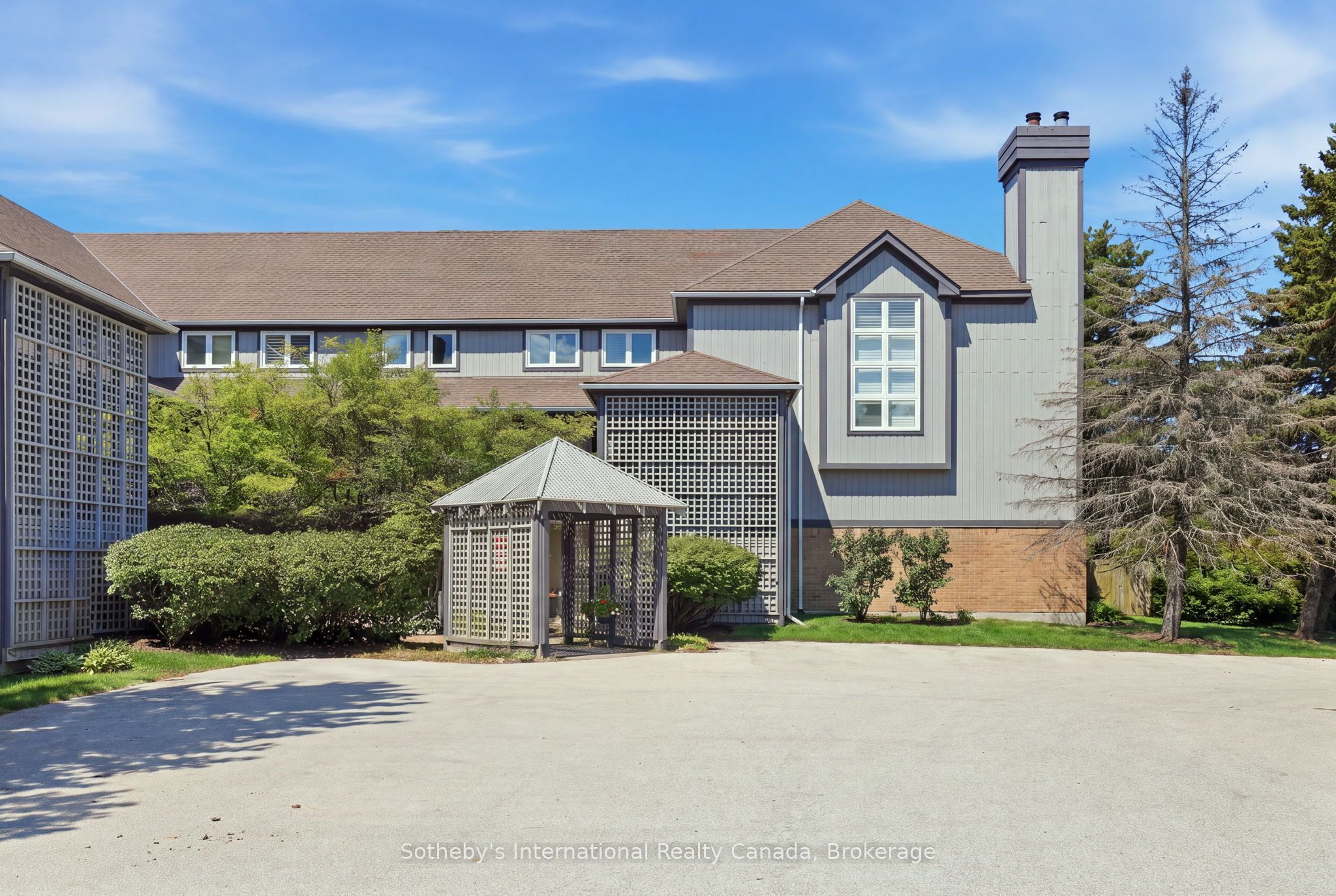 346 Mariners Way Property Photo 2
