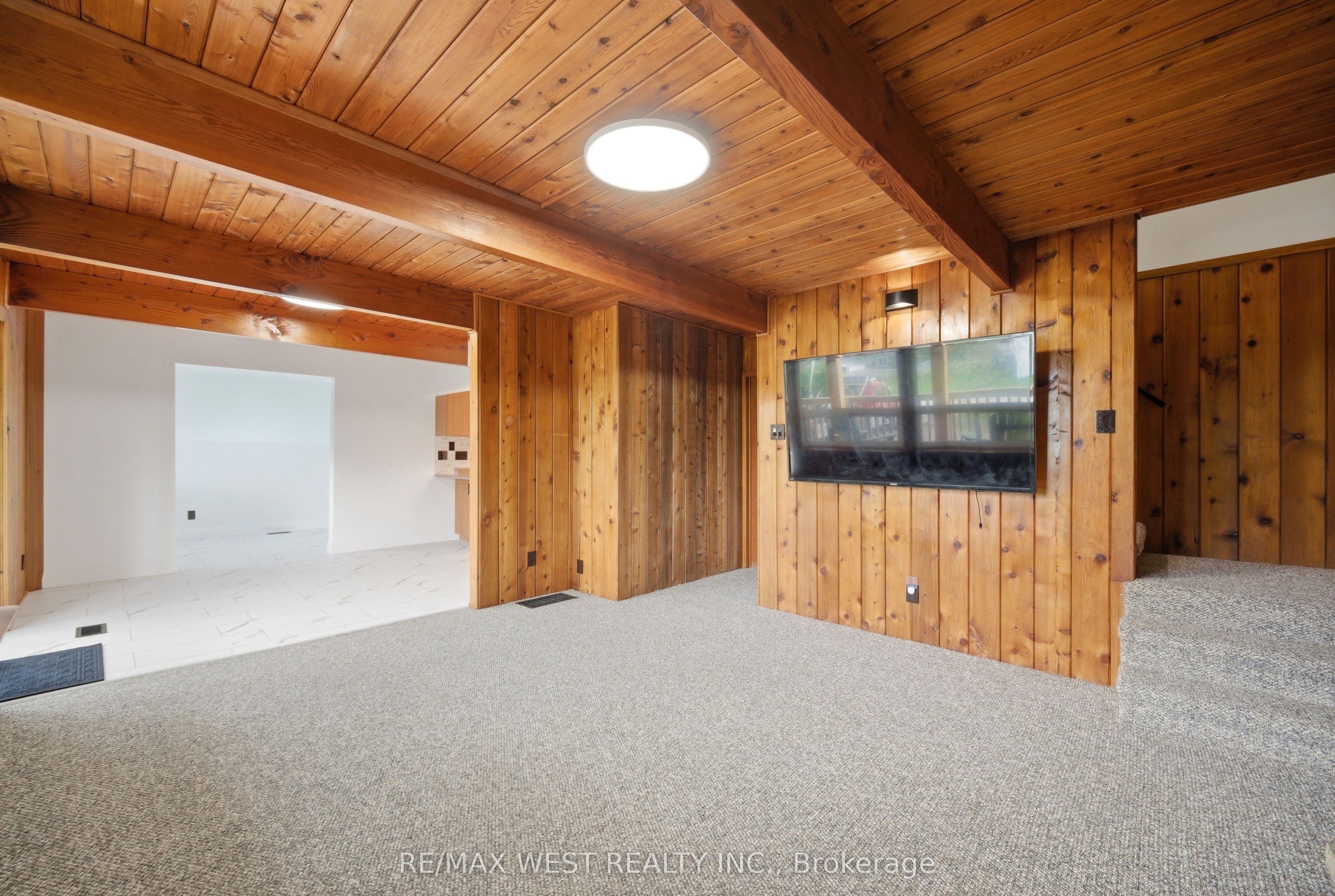61 Antigua Drive Property Photo 14