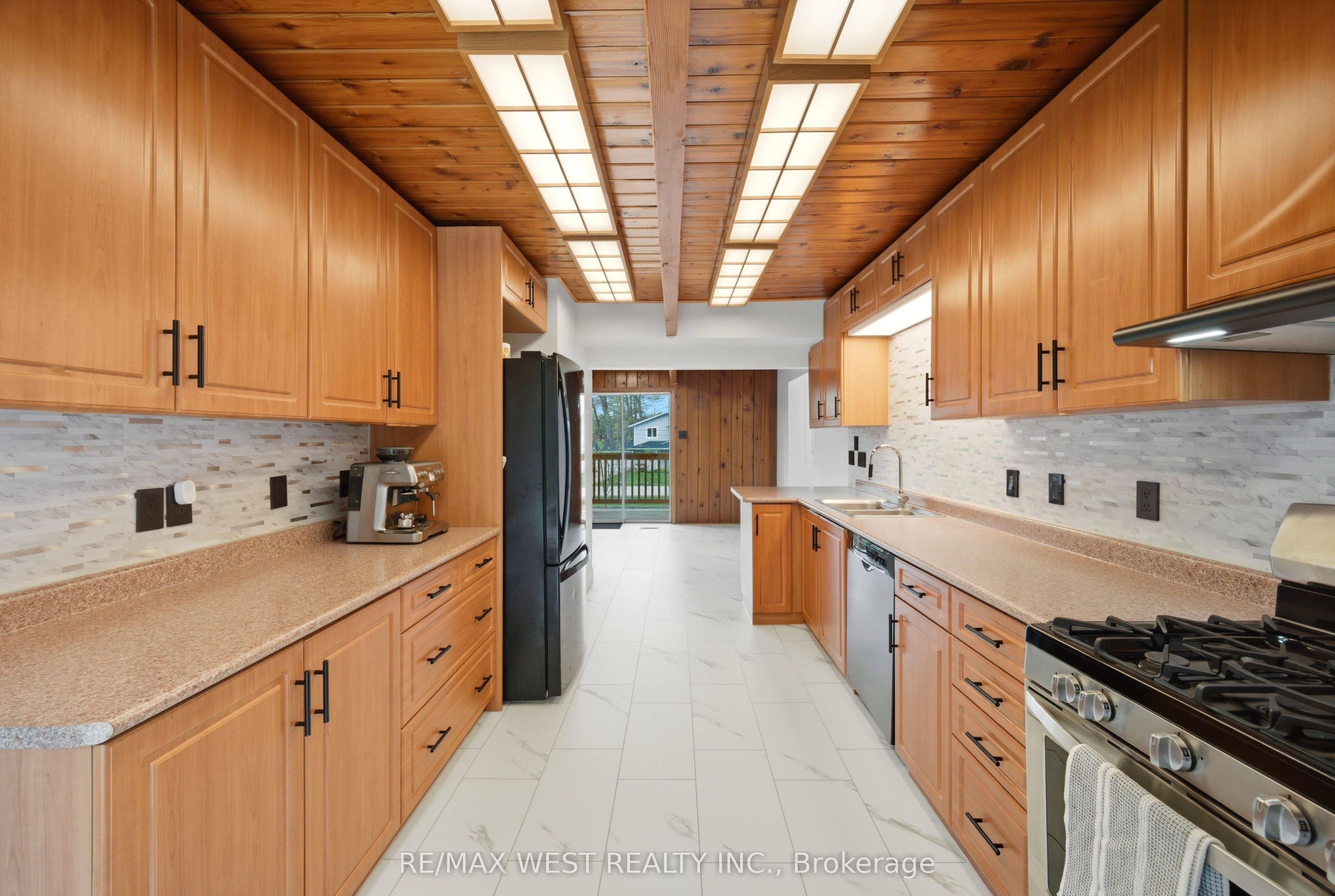 61 Antigua Drive Property Photo 19