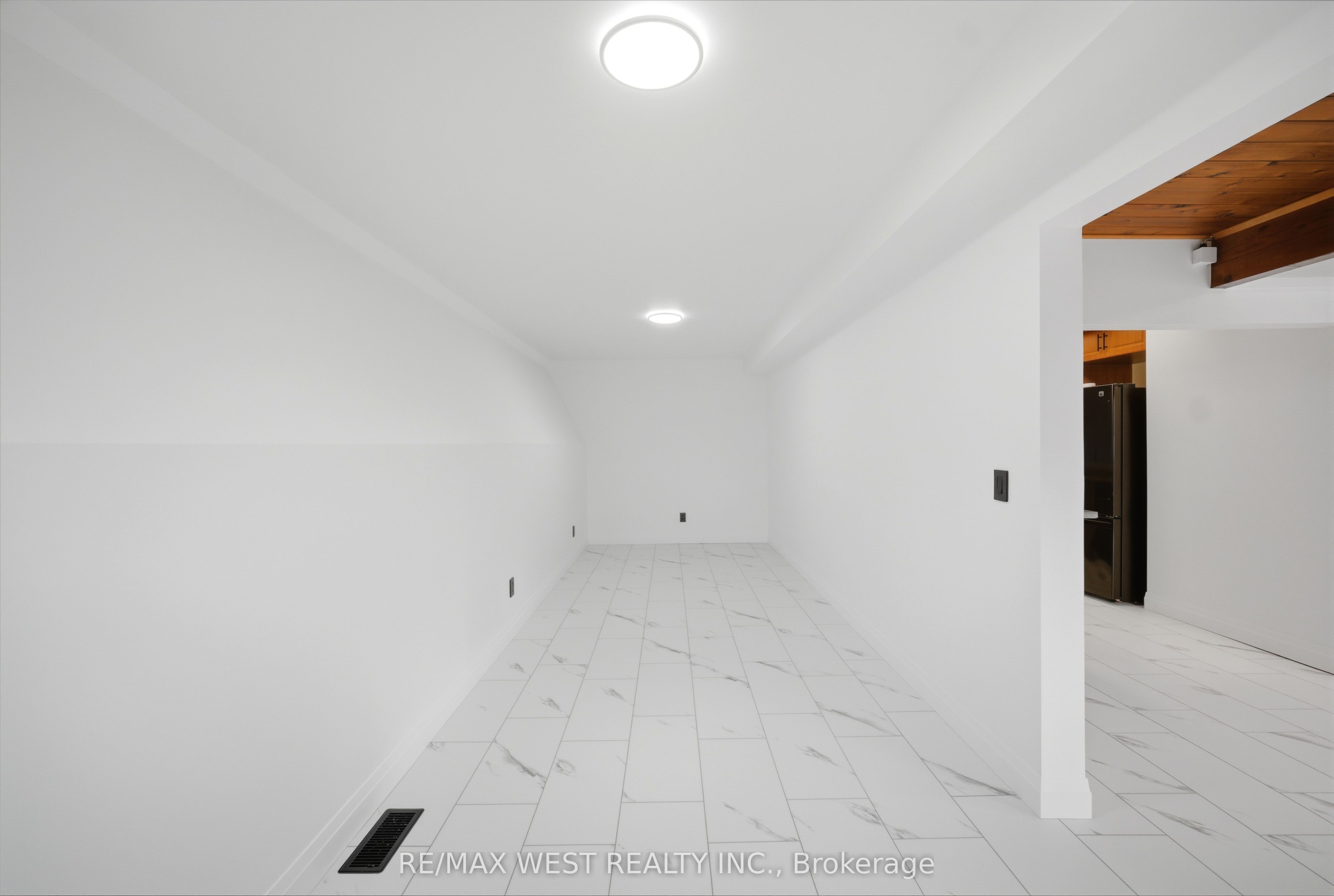 61 Antigua Drive Property Photo 23
