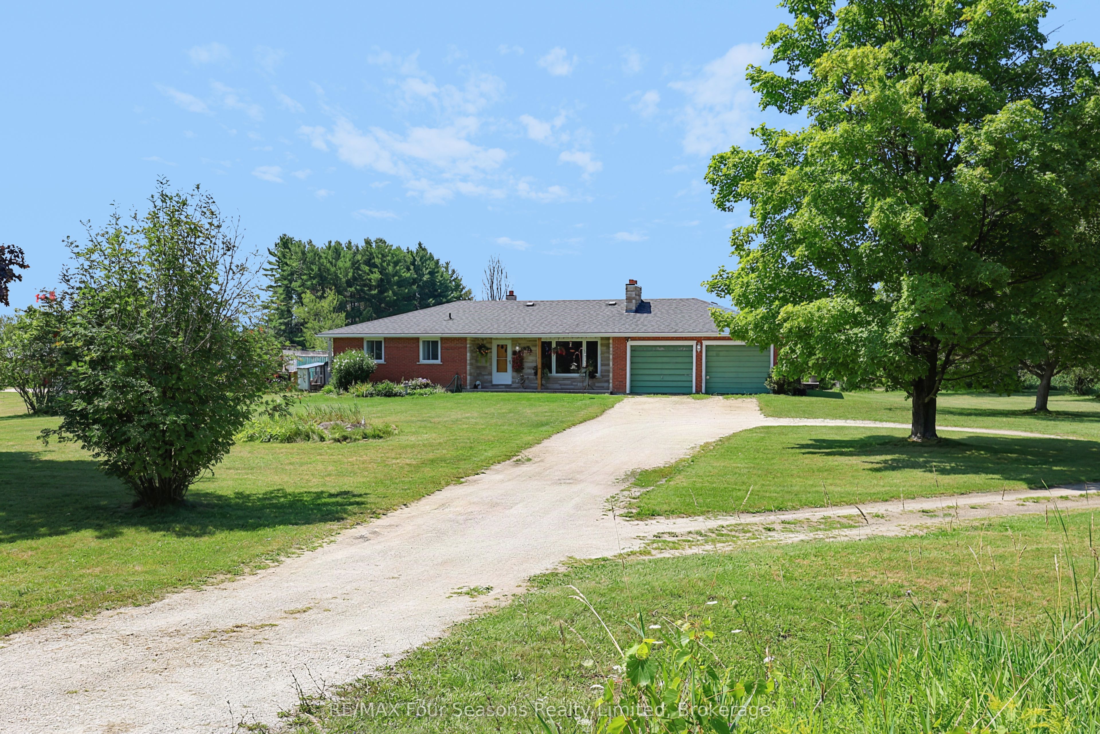 2140 5th Concession N Property Photo 6