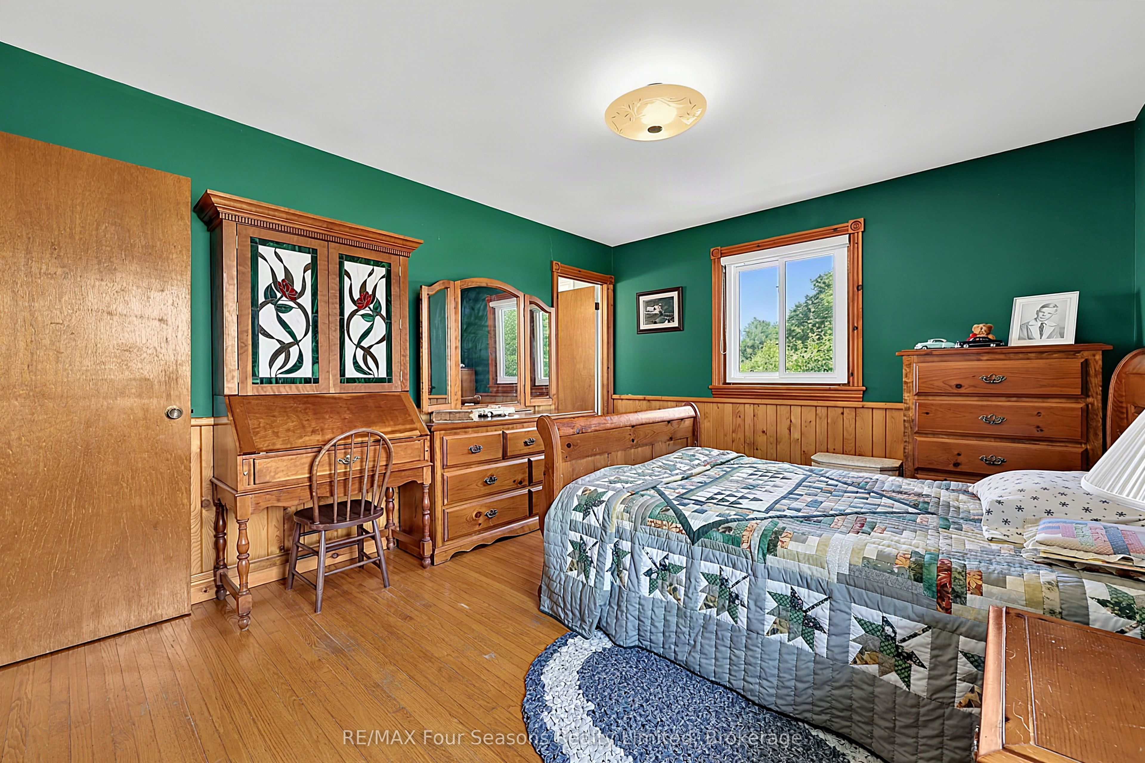 2140 5th Concession N Property Photo 11