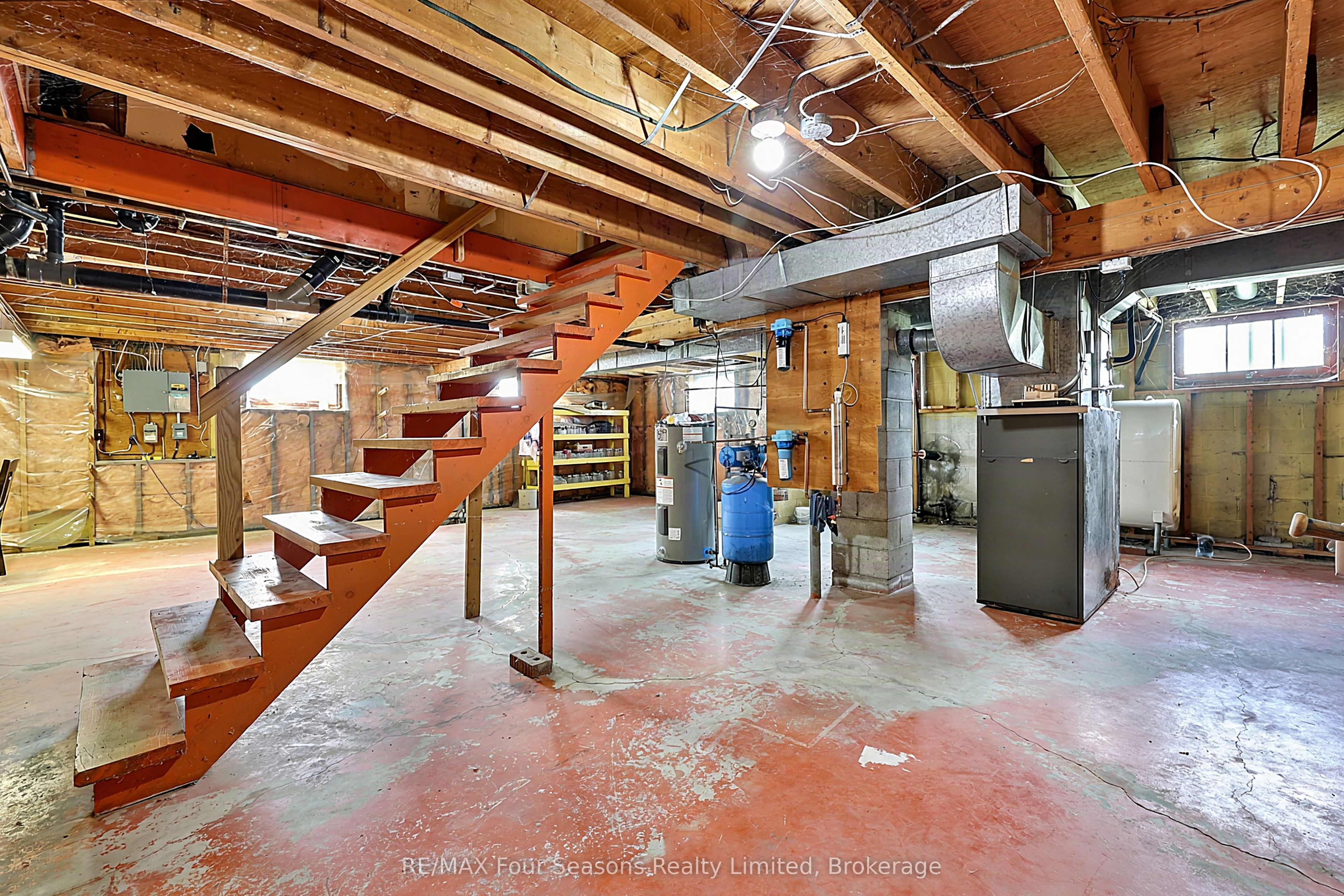 2140 5th Concession N Property Photo 20