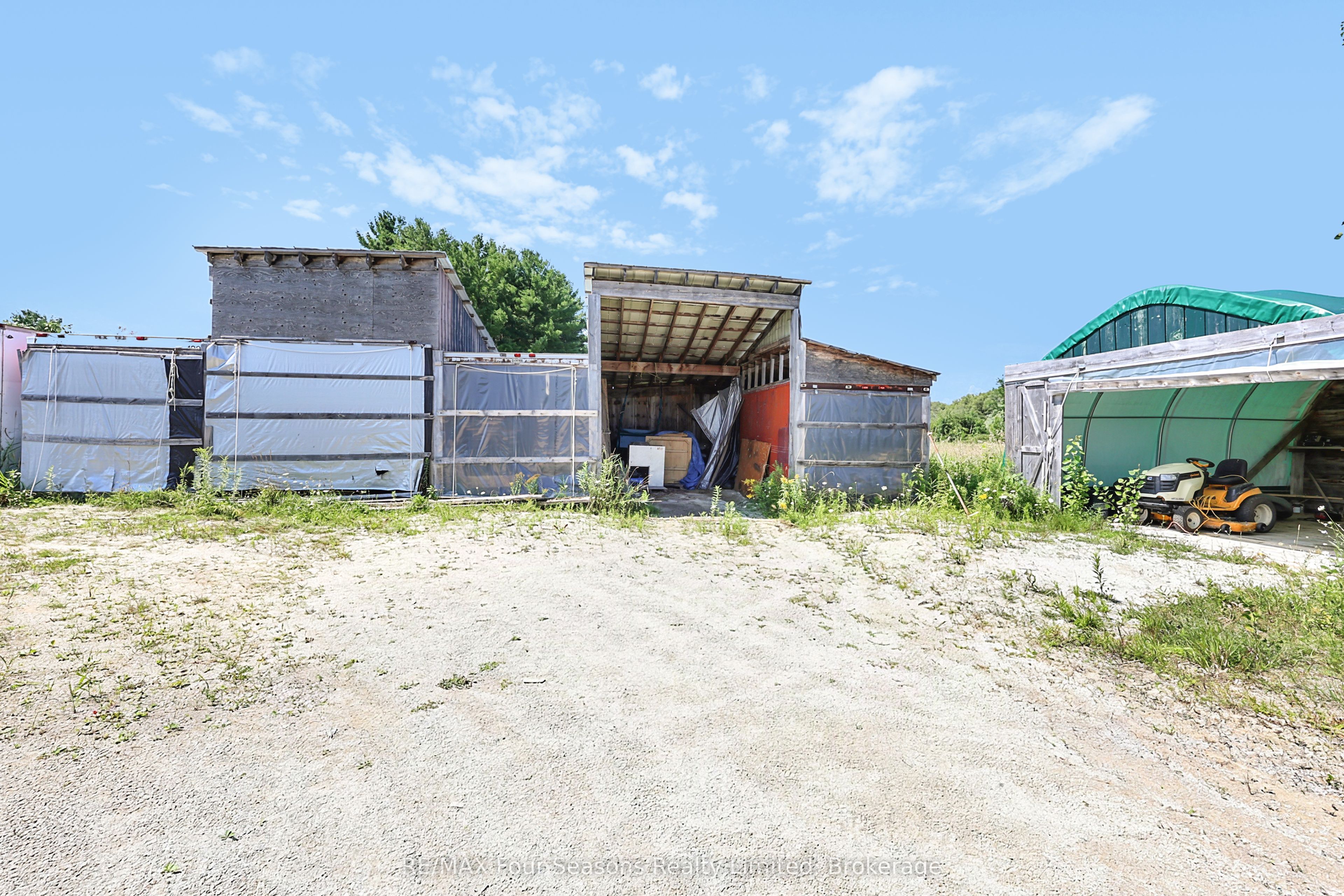 2140 5th Concession N Property Photo 25