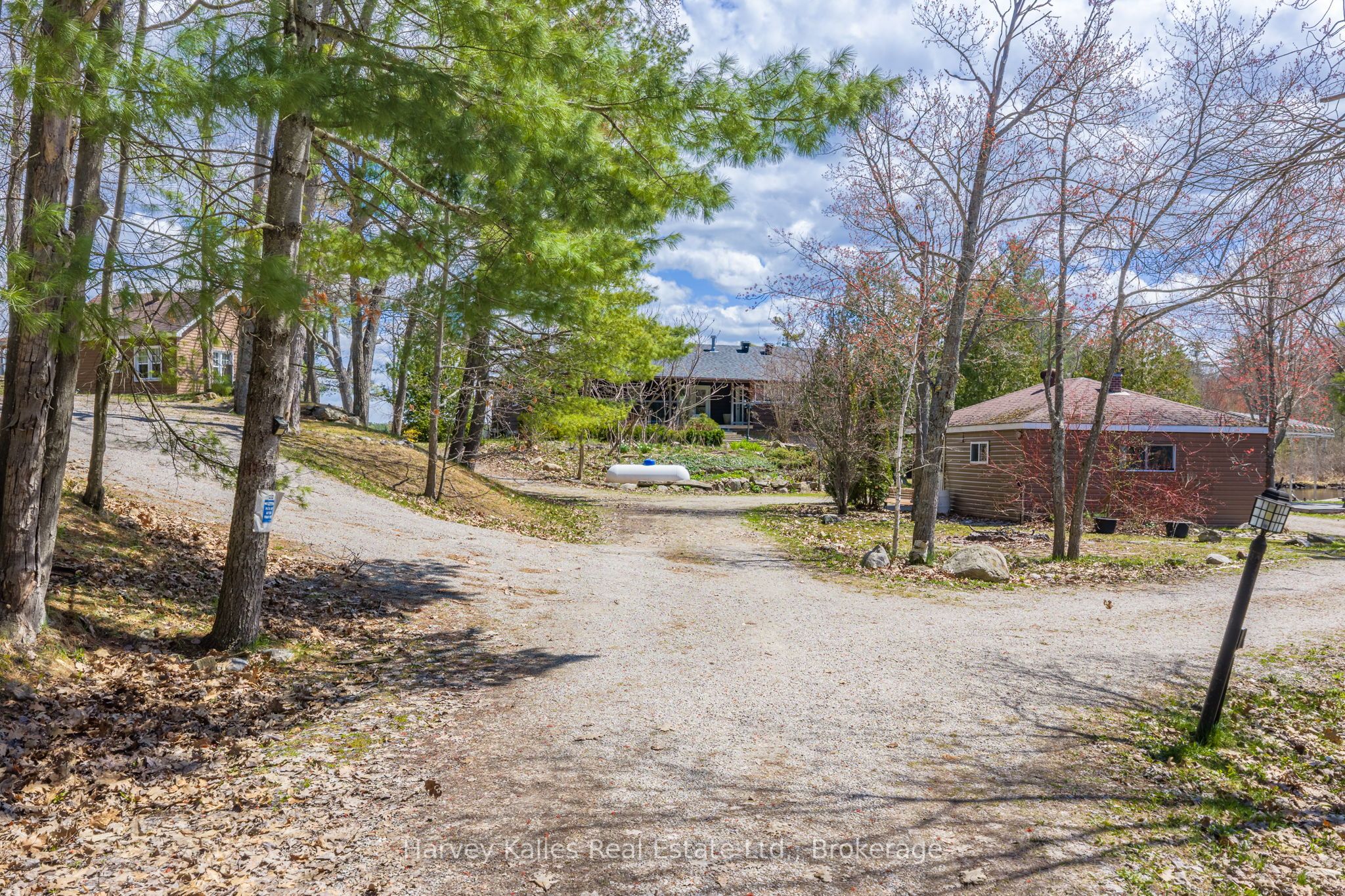 6884 & 6892 Upper Big Chute Road Property Photo 46